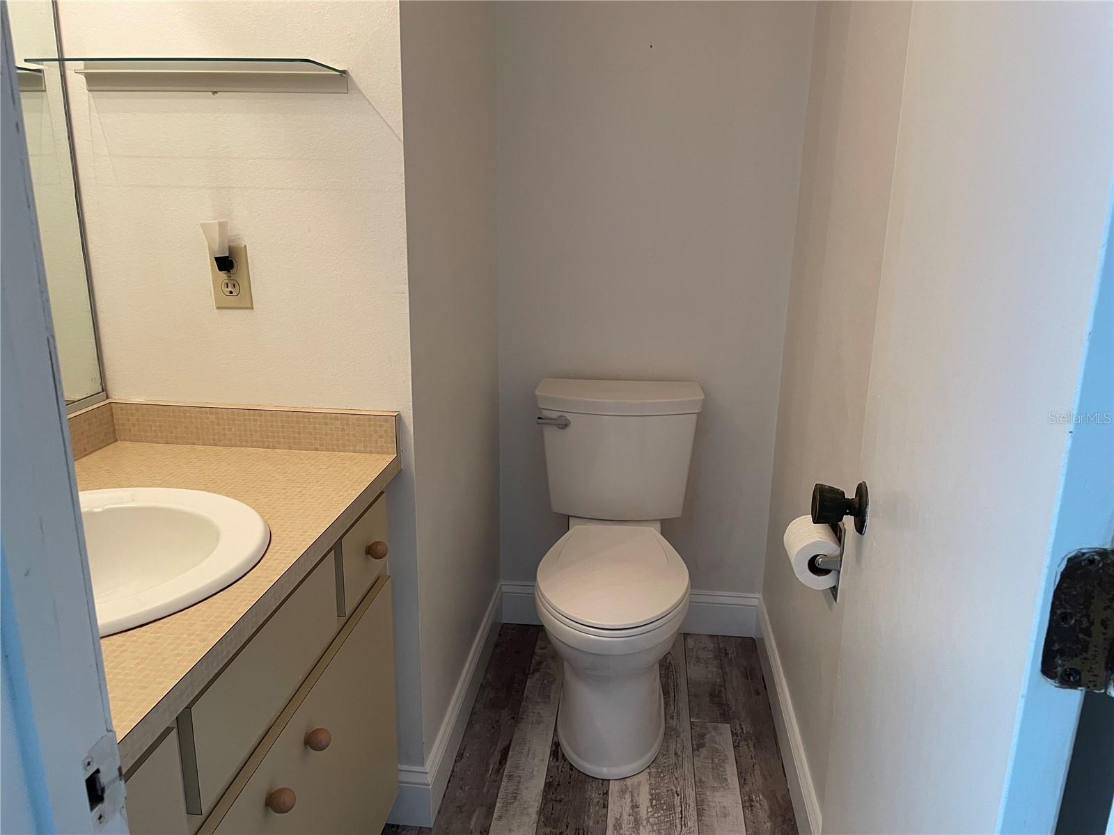 Image 26 of 42 For 60 Beachcomber Lane B