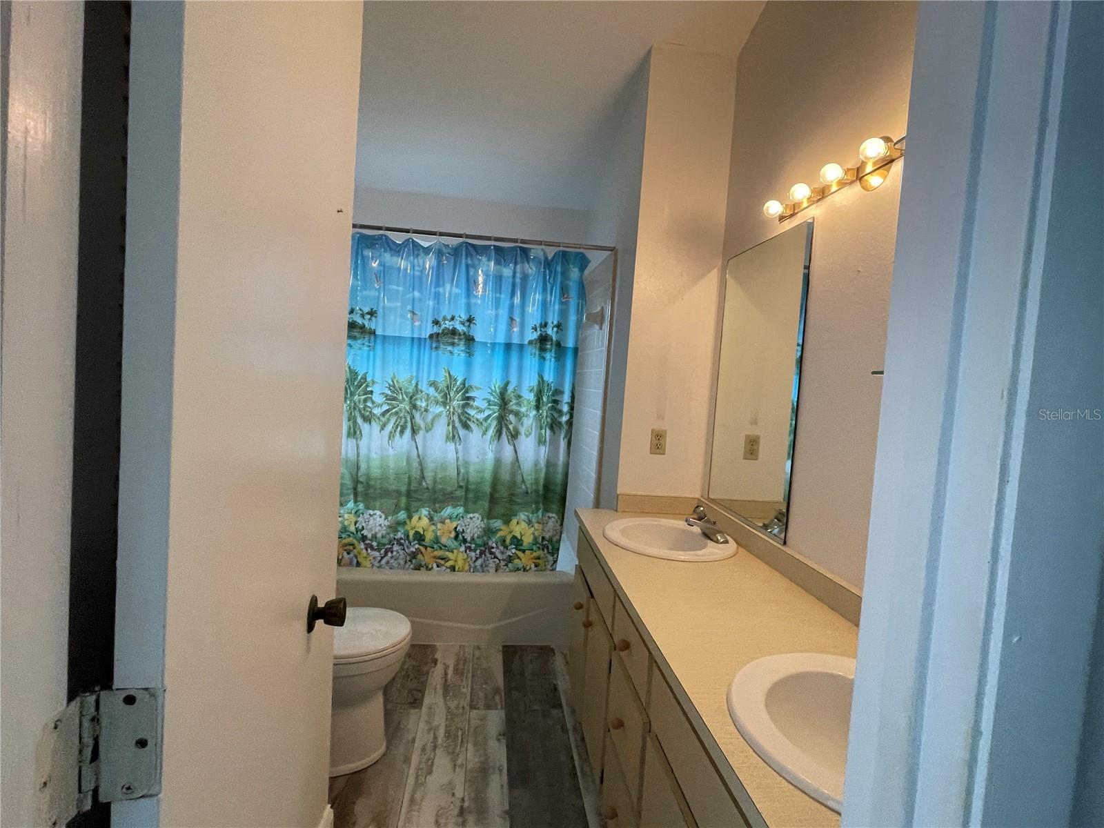 Image 37 of 42 For 60 Beachcomber Lane B