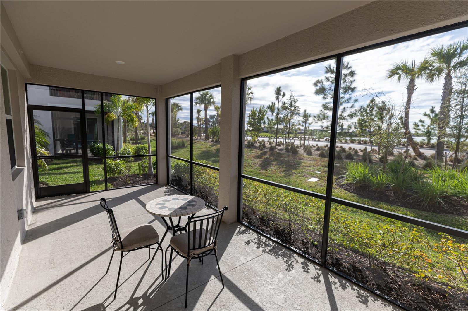 Image 3 of 23 For 16572 Kingwood Lane 3611