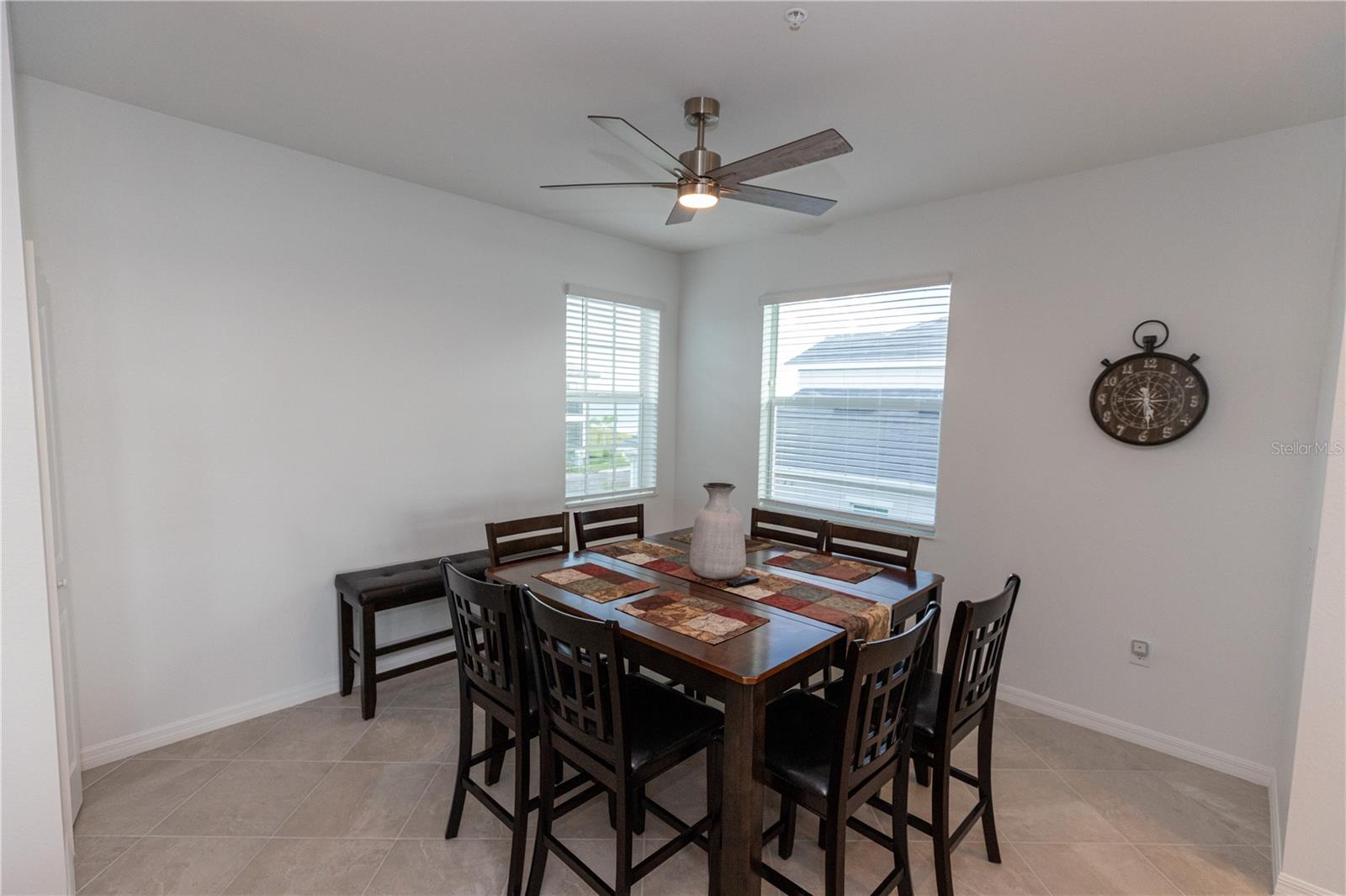 Image 6 of 26 For 16572 Kingwood Lane 3621