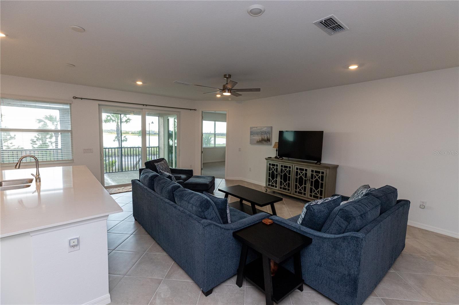 Image 7 of 26 For 16572 Kingwood Lane 3621