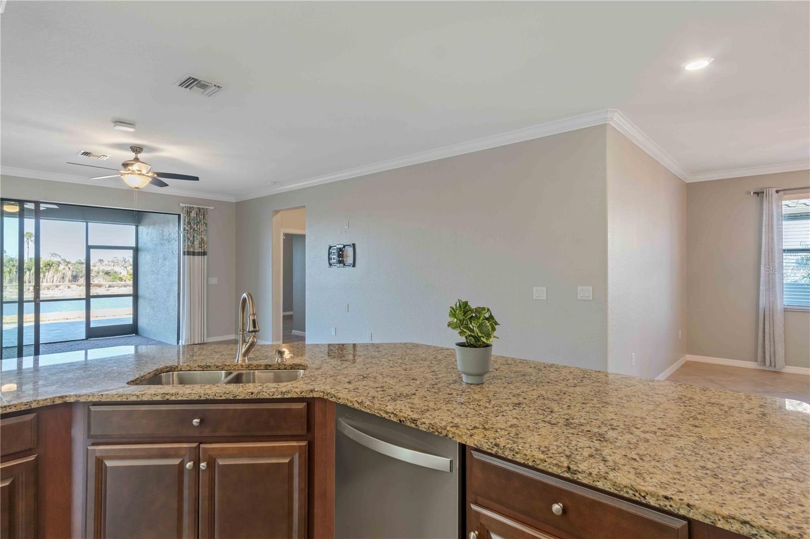 Image 32 of 78 For 13634 Vancanza Drive