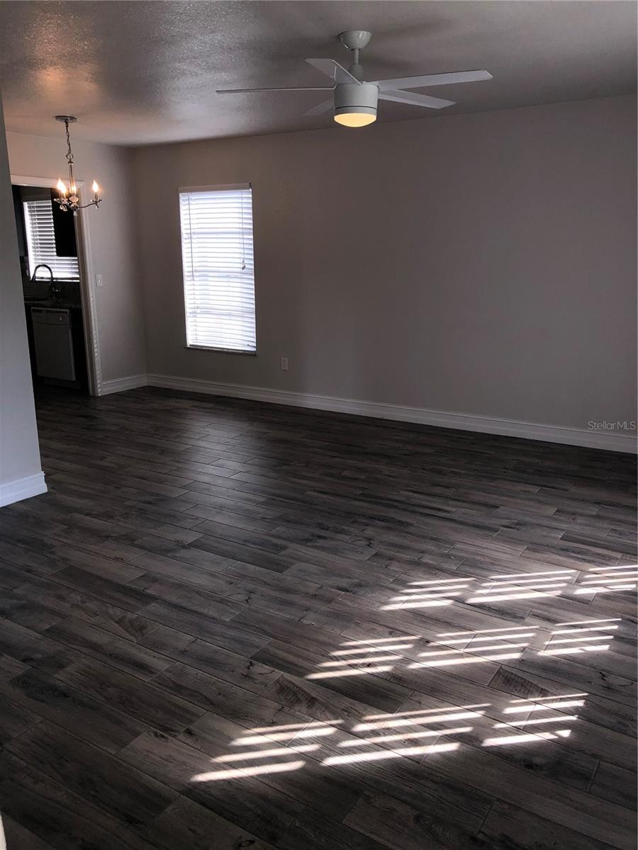 Image 7 of 9 For 21322 Stillwater Avenue