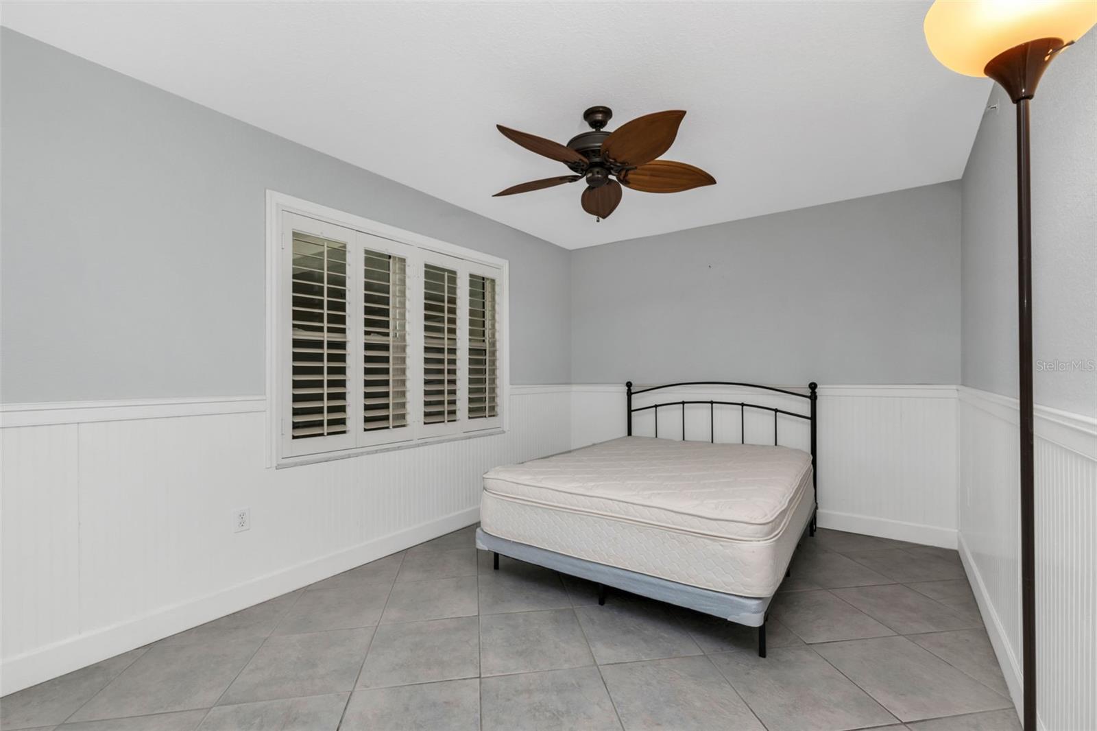 Image 10 of 44 For 1650 Marion Avenue 123