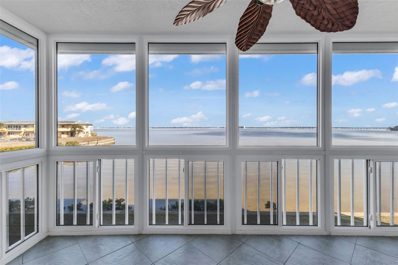 Image 2 of 44 For 1650 Marion Avenue 123