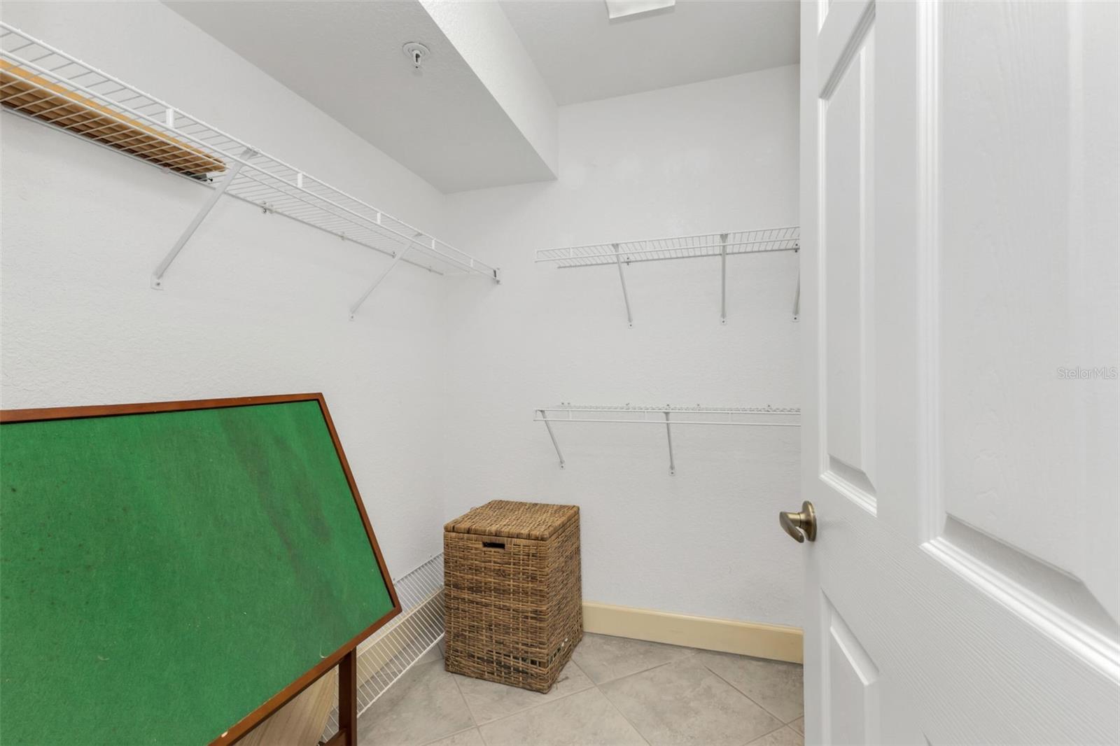 Image 28 of 44 For 1650 Marion Avenue 123