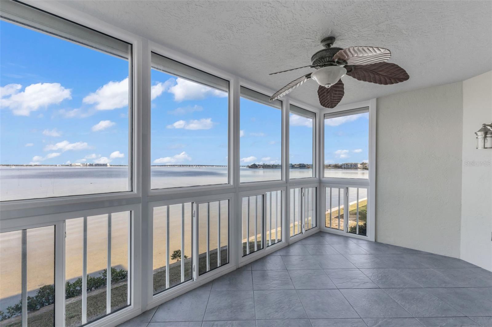 Image 29 of 44 For 1650 Marion Avenue 123