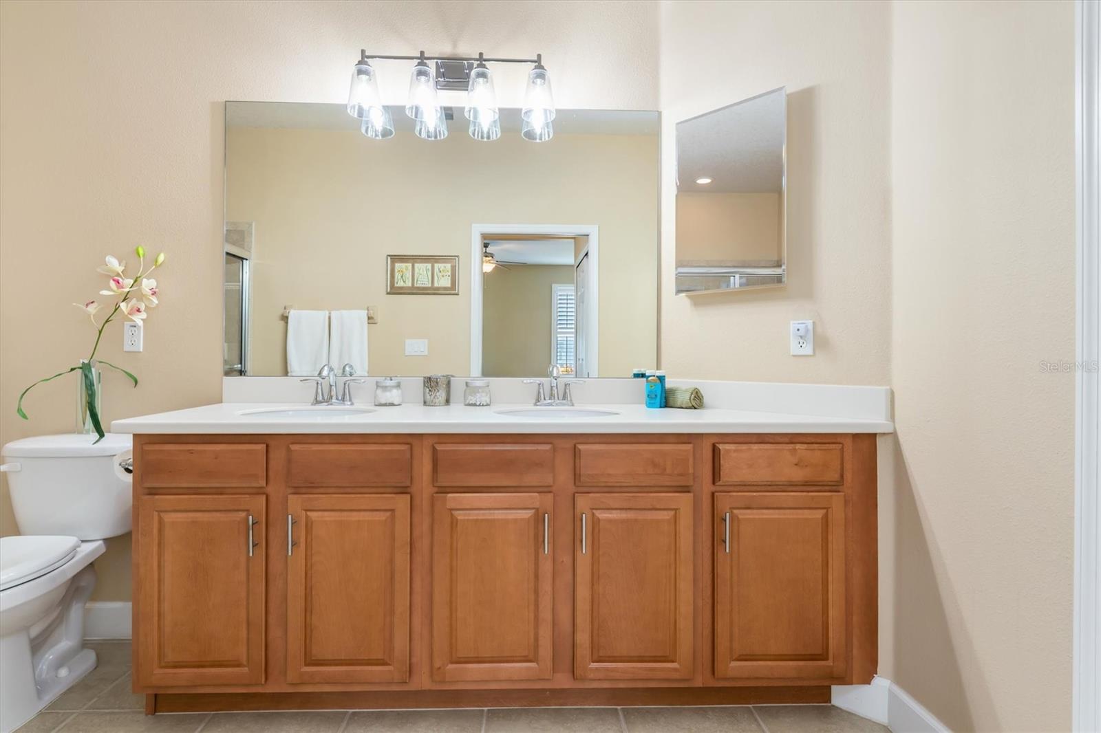 Image 15 of 51 For 20108 Pezzana Drive