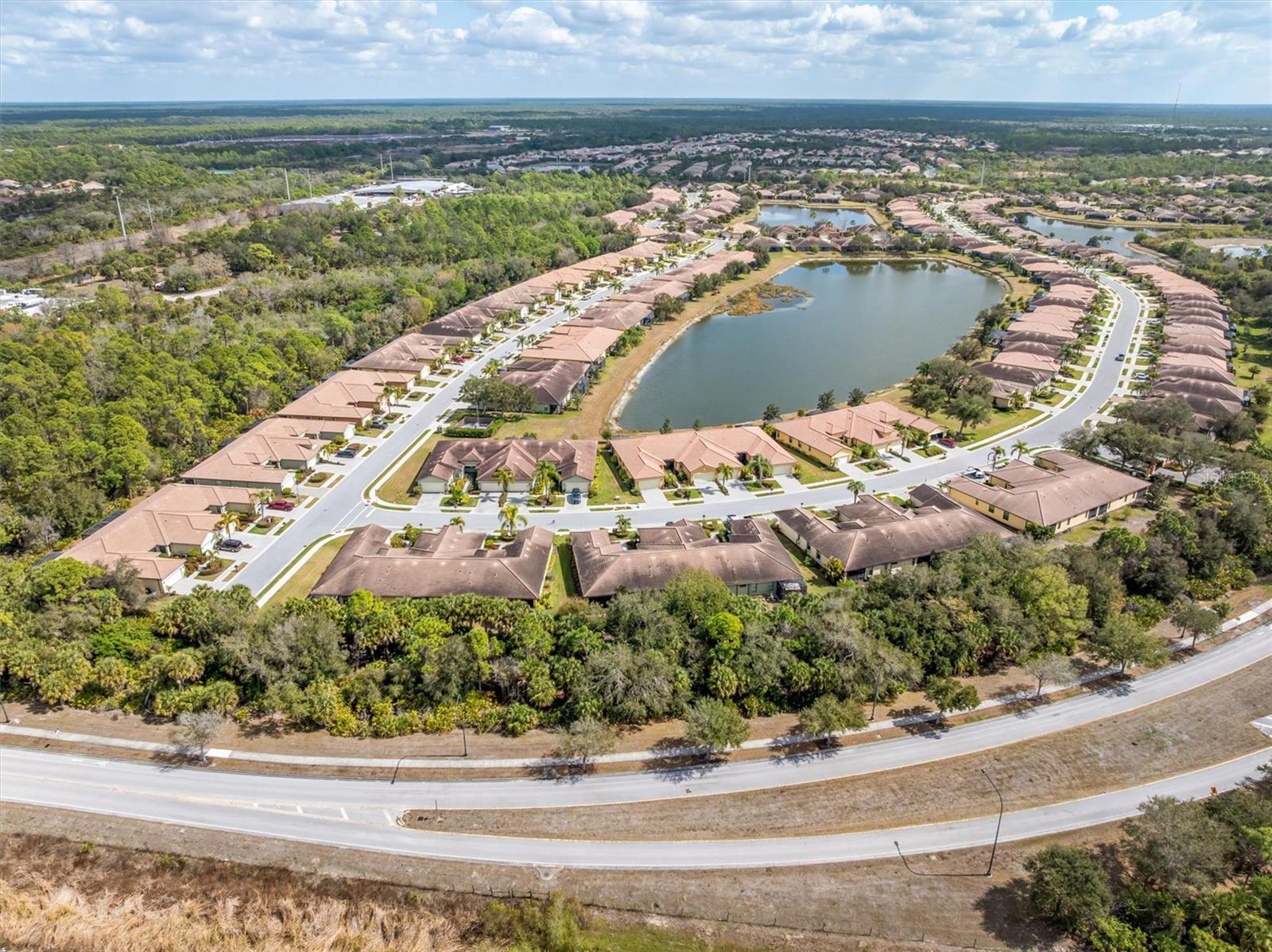 Image 28 of 51 For 20108 Pezzana Drive