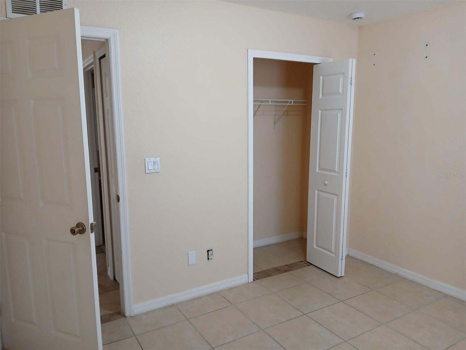 Image 8 of 13 For 6886 Babbit Avenue