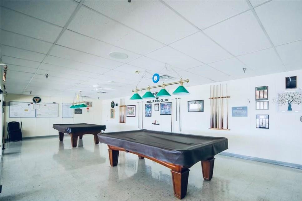 Listing photo id 47 for 772 Imperial Drive