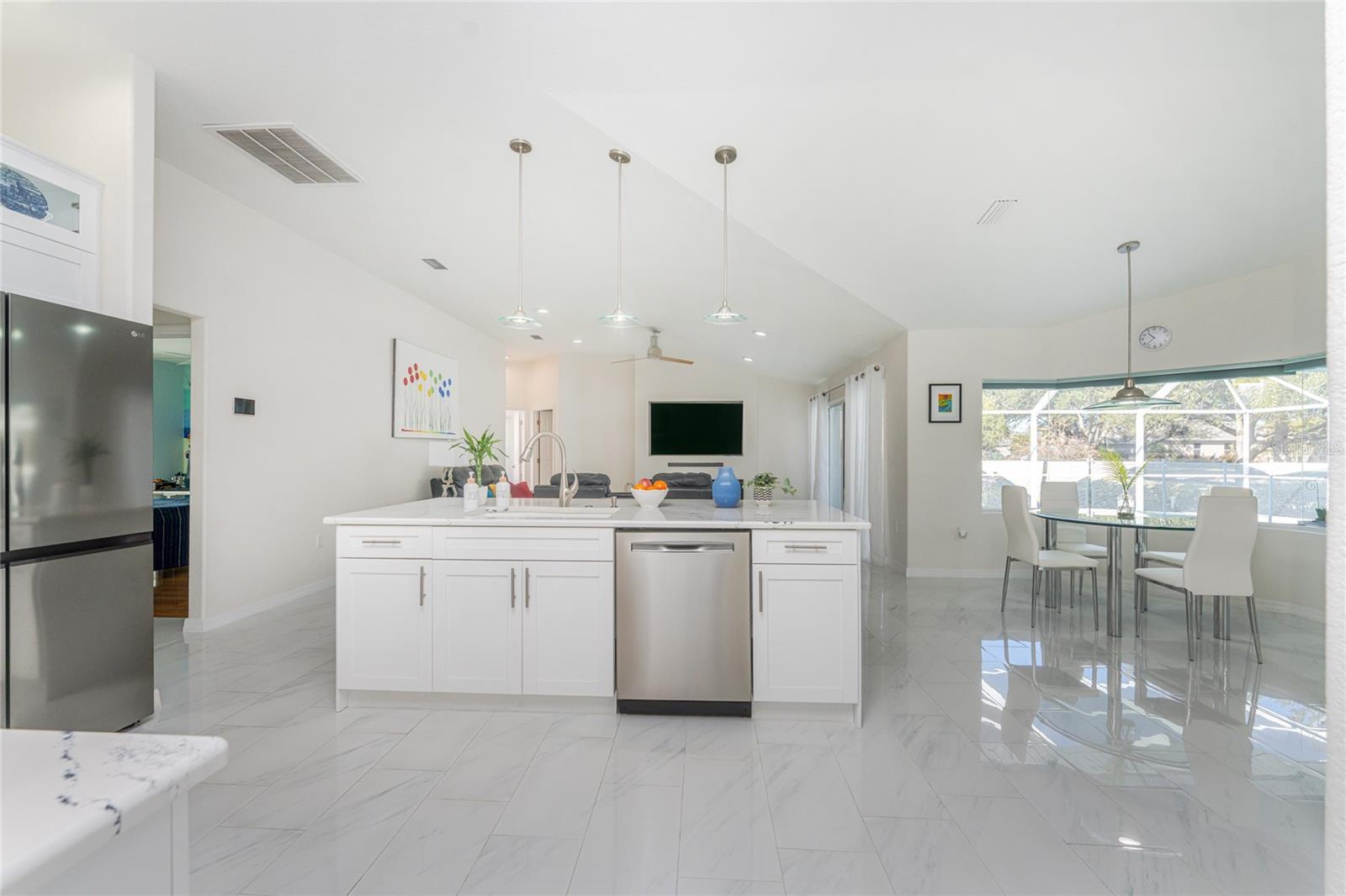 Image 10 of 80 For 1041 Harbour Drake Drive