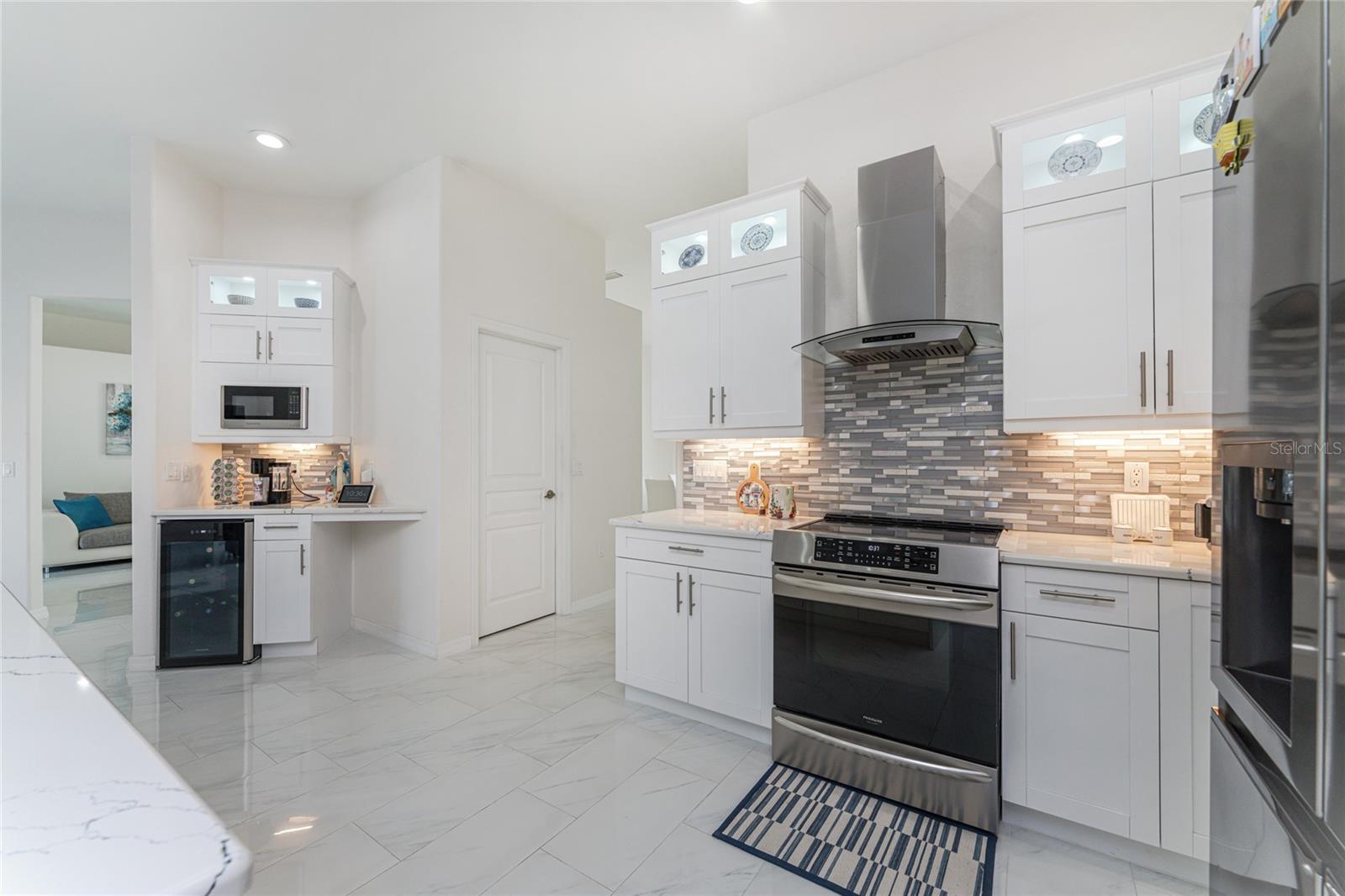 Image 12 of 80 For 1041 Harbour Drake Drive