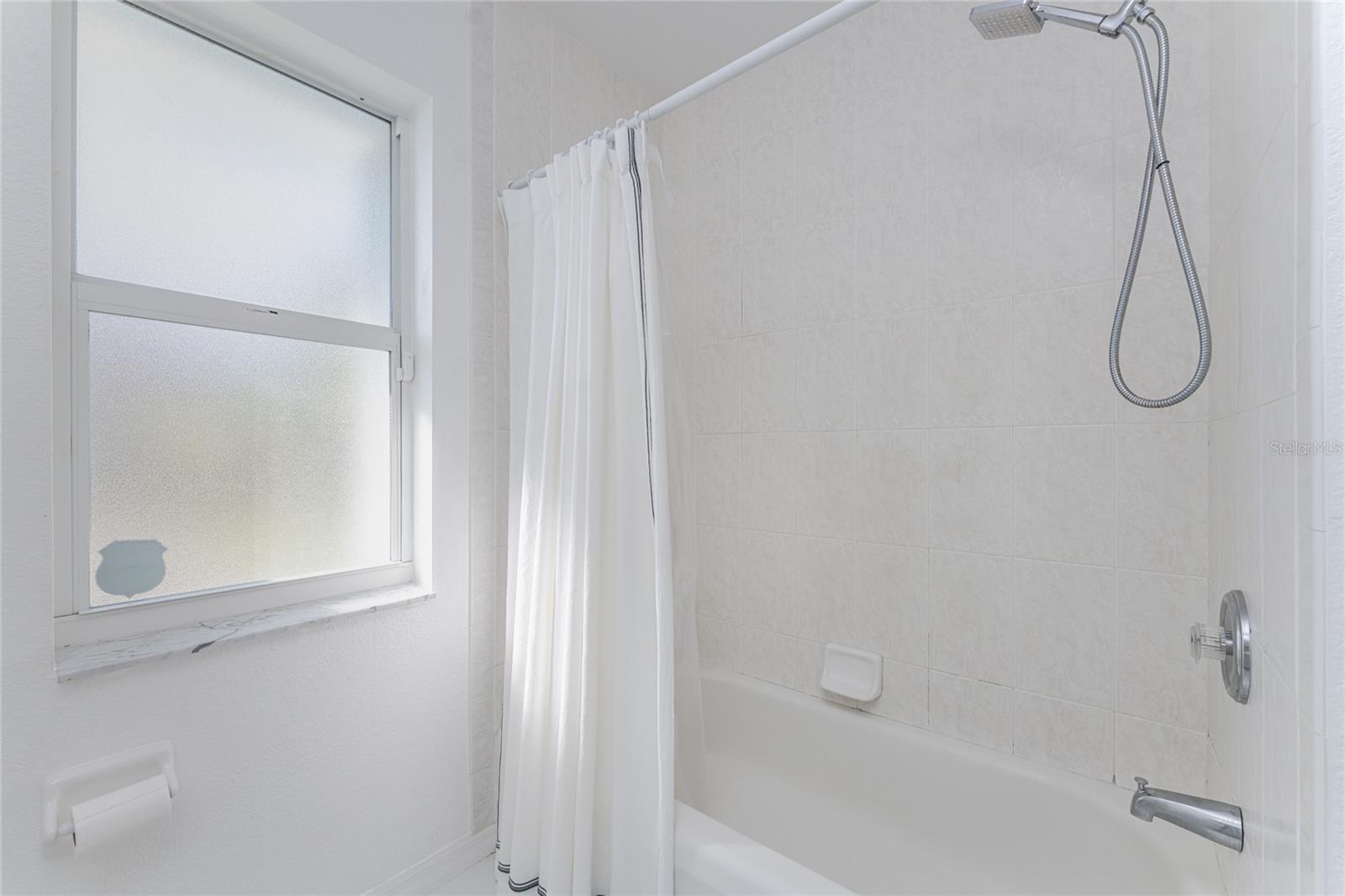 Image 32 of 80 For 1041 Harbour Drake Drive