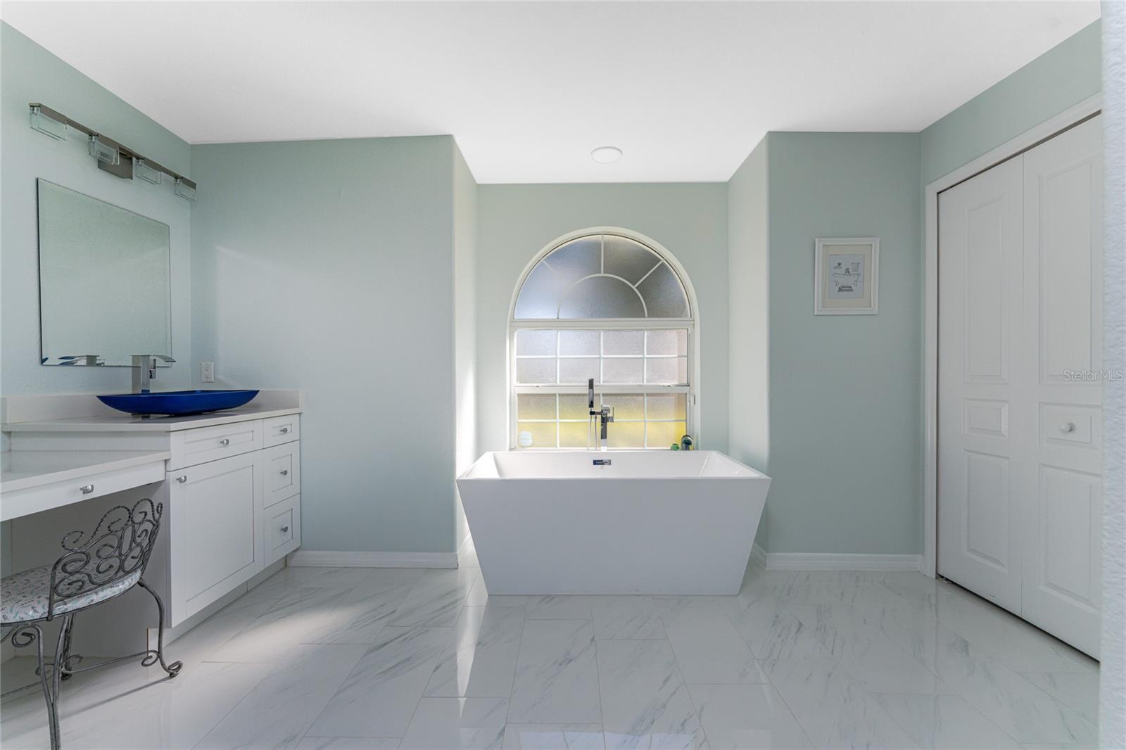 Image 53 of 80 For 1041 Harbour Drake Drive