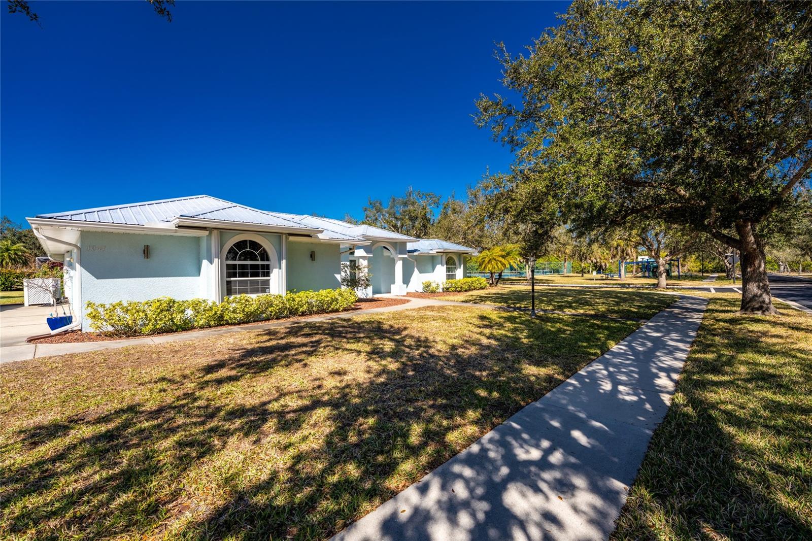 Image 66 of 80 For 1041 Harbour Drake Drive