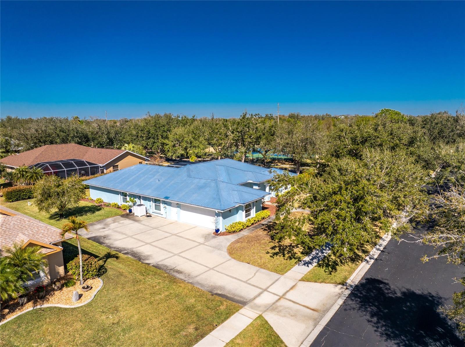 Image 69 of 80 For 1041 Harbour Drake Drive