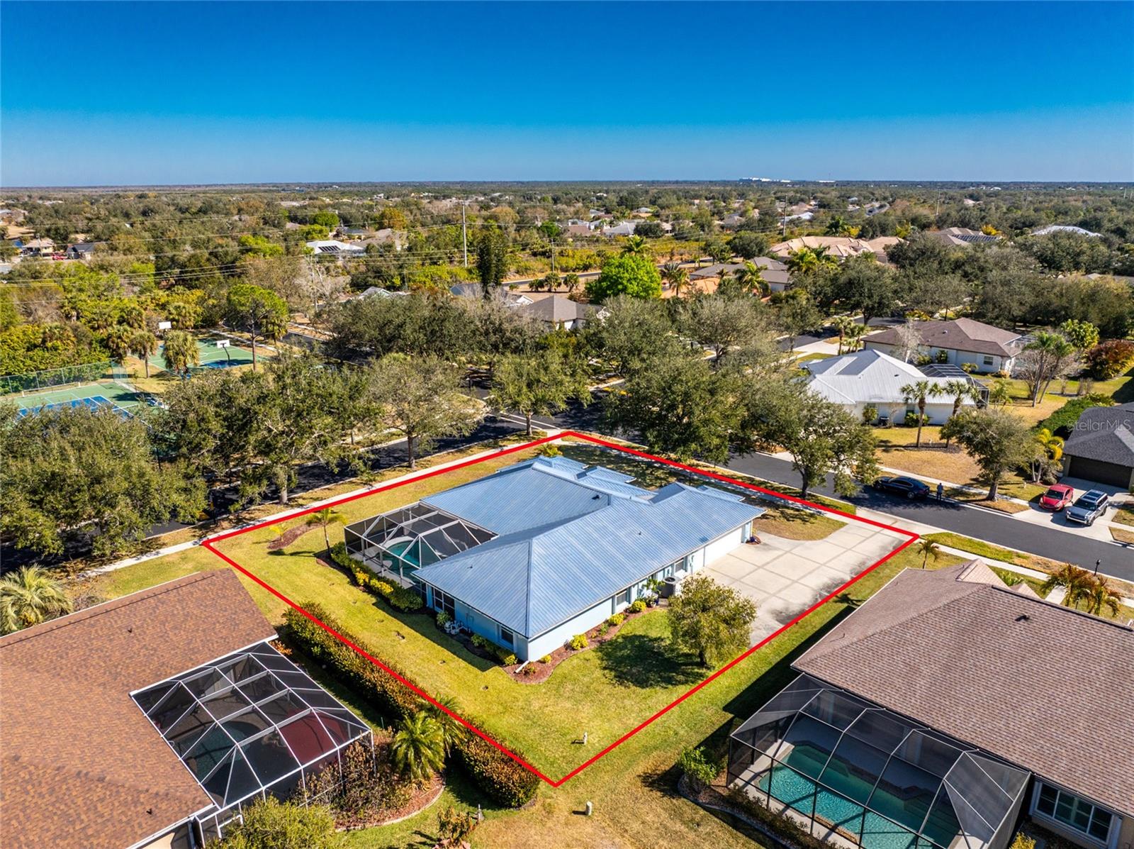 Image 71 of 80 For 1041 Harbour Drake Drive