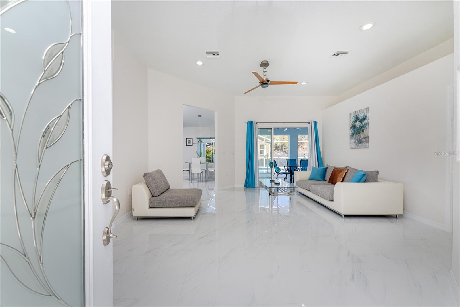 Image 8 of 80 For 1041 Harbour Drake Drive