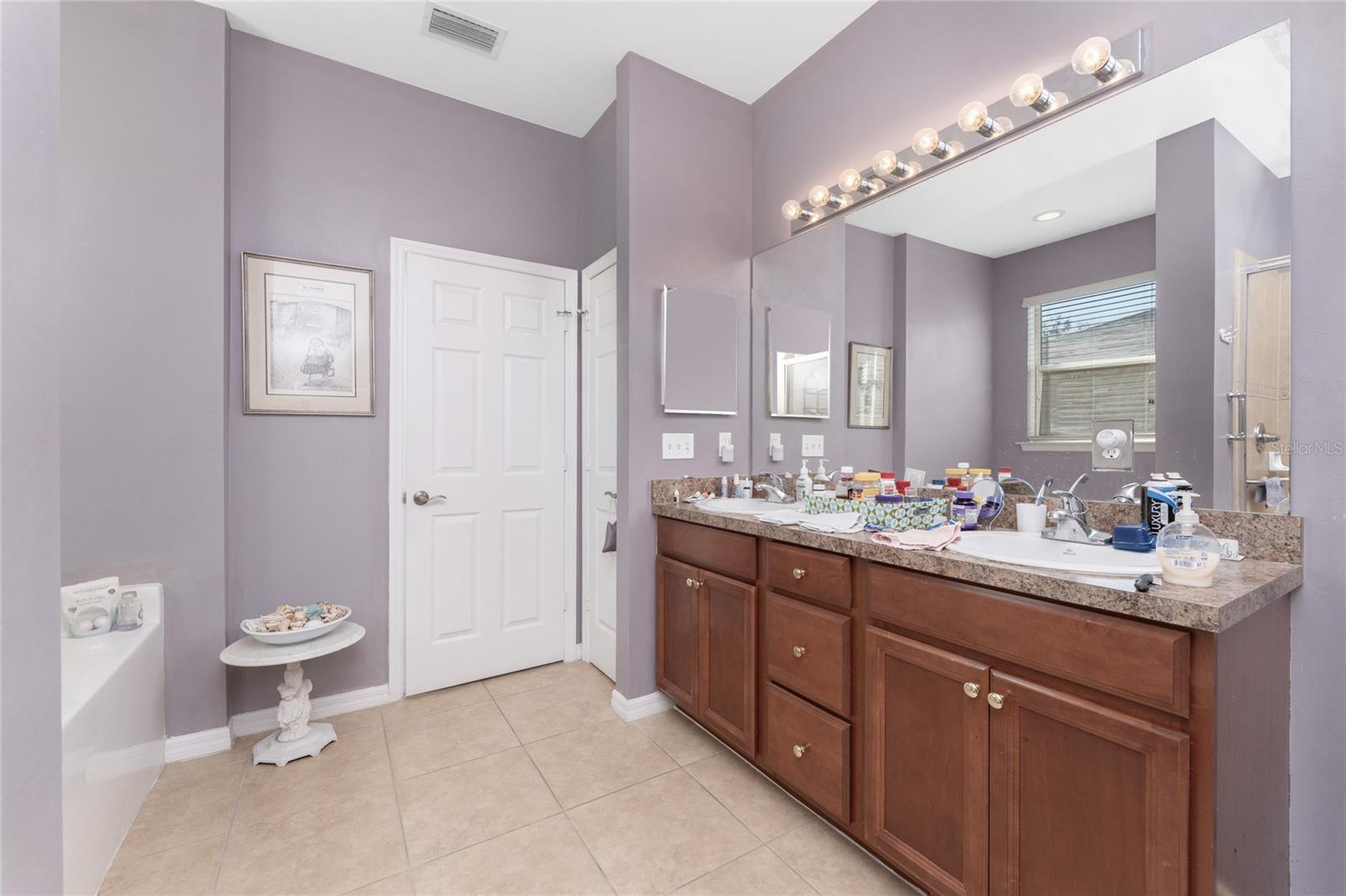 Image 29 of 58 For 8624 Lake Front Court