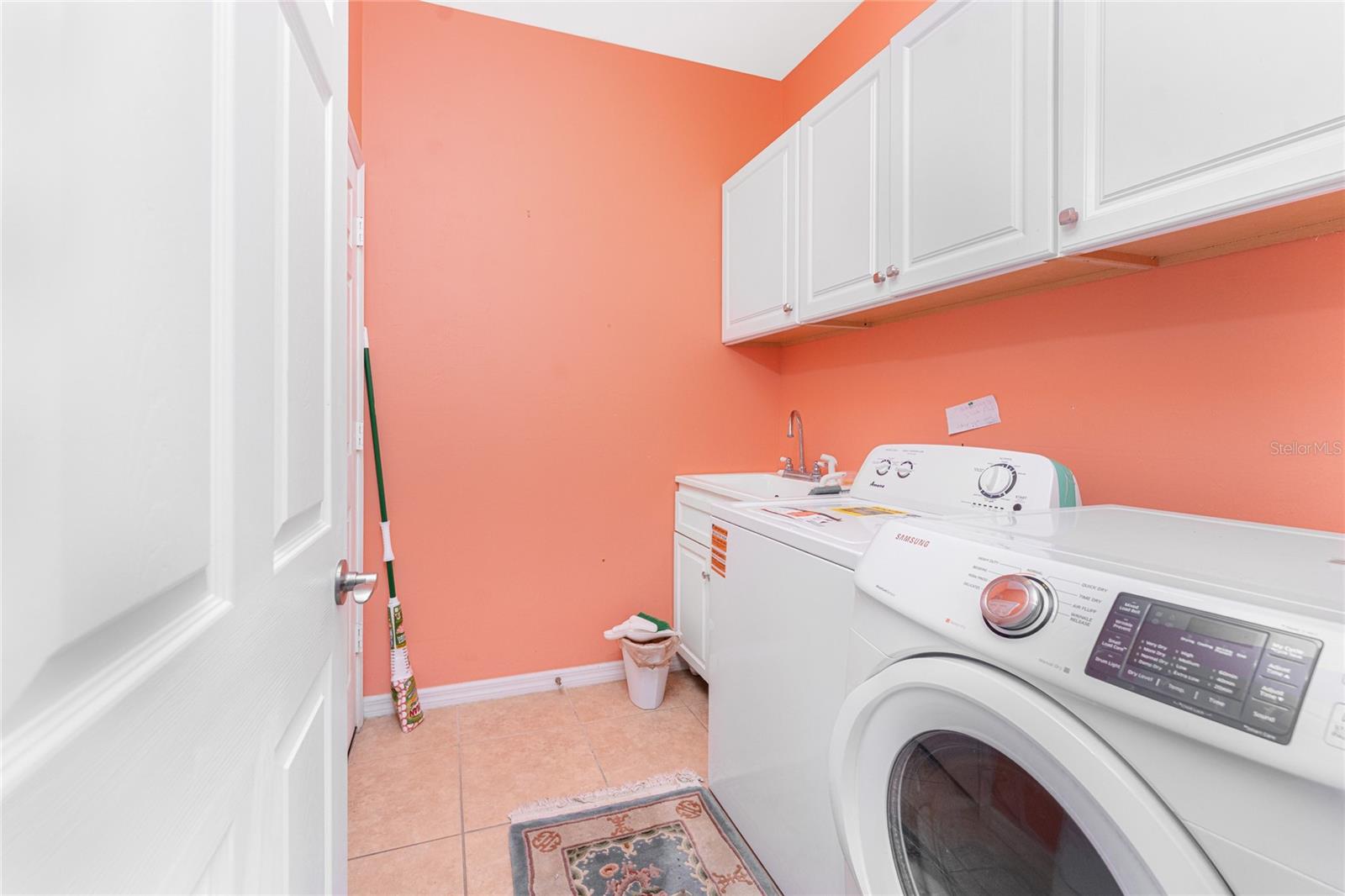 Image 30 of 58 For 8624 Lake Front Court