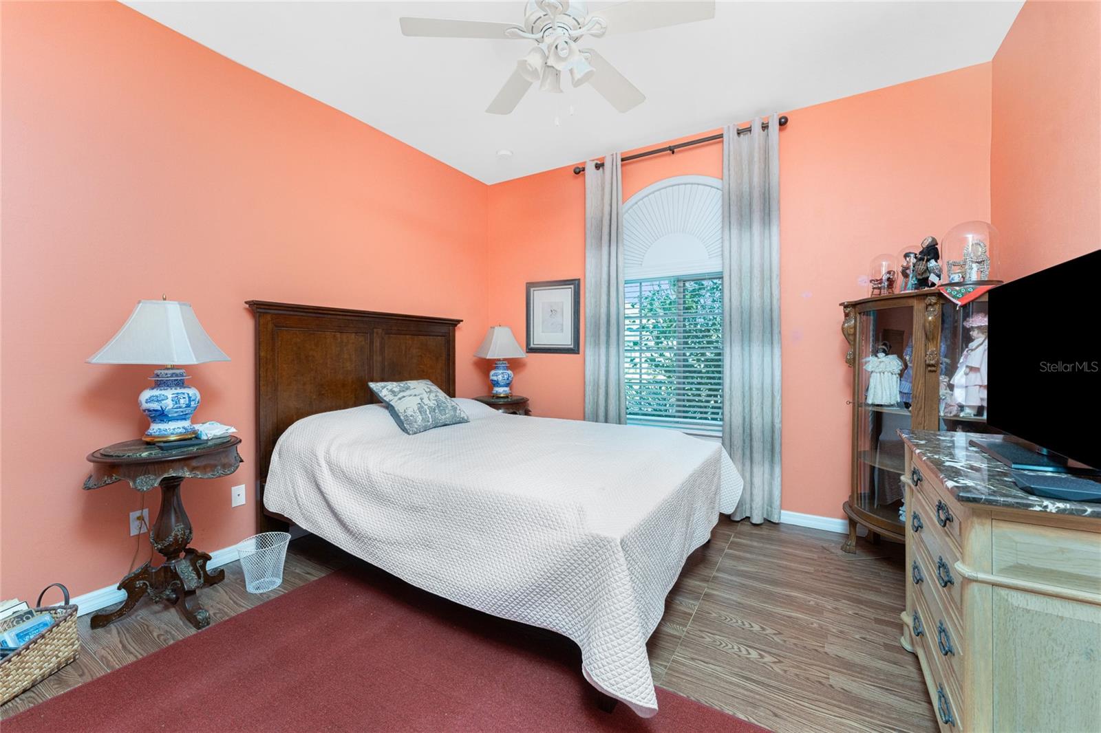 Image 31 of 58 For 8624 Lake Front Court