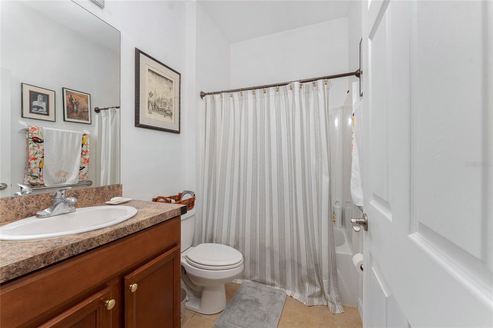 Image 33 of 58 For 8624 Lake Front Court