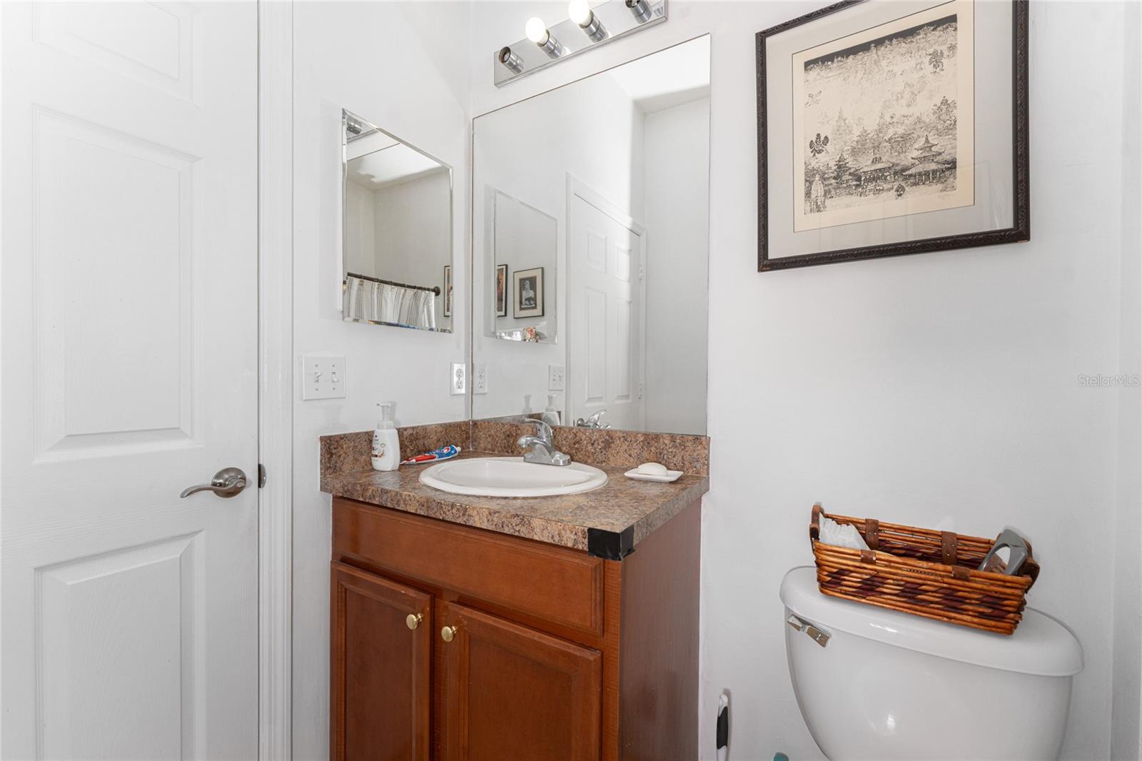 Image 35 of 58 For 8624 Lake Front Court