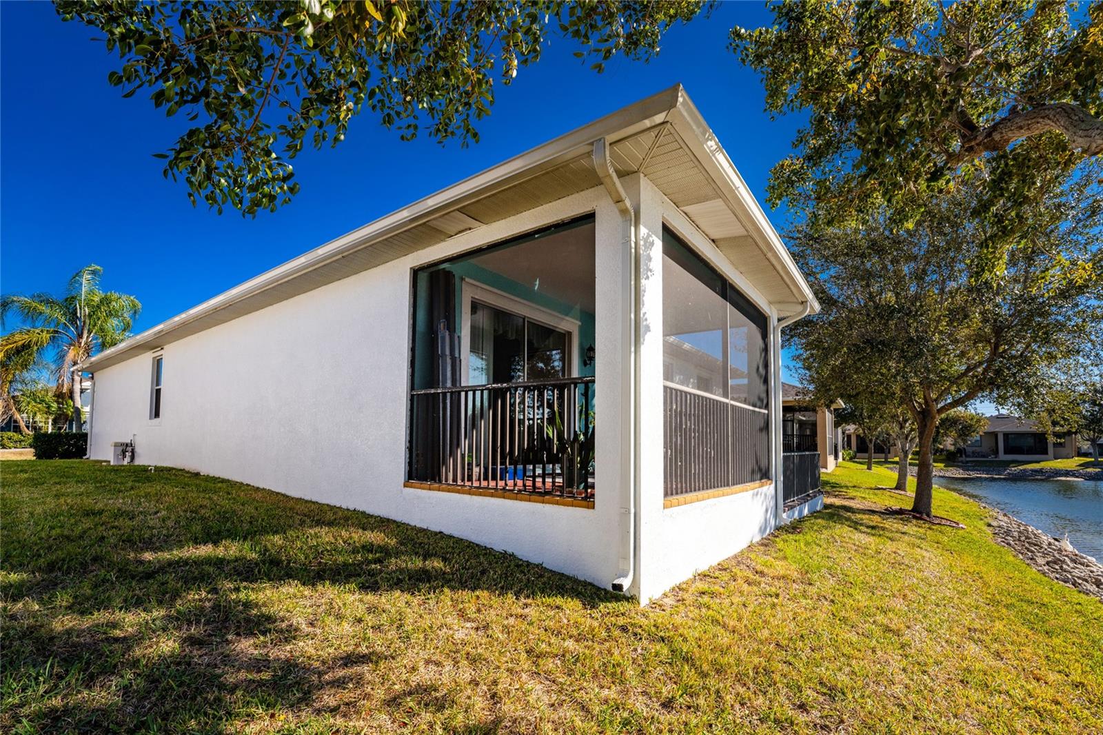 Image 45 of 58 For 8624 Lake Front Court