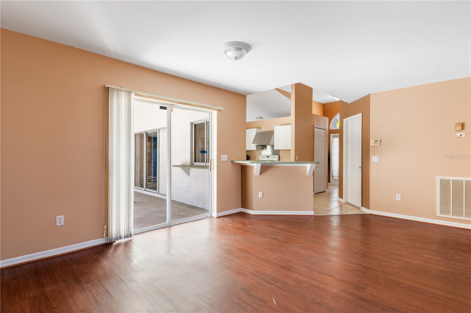 Image 10 of 31 For 23385 Hemenway Avenue