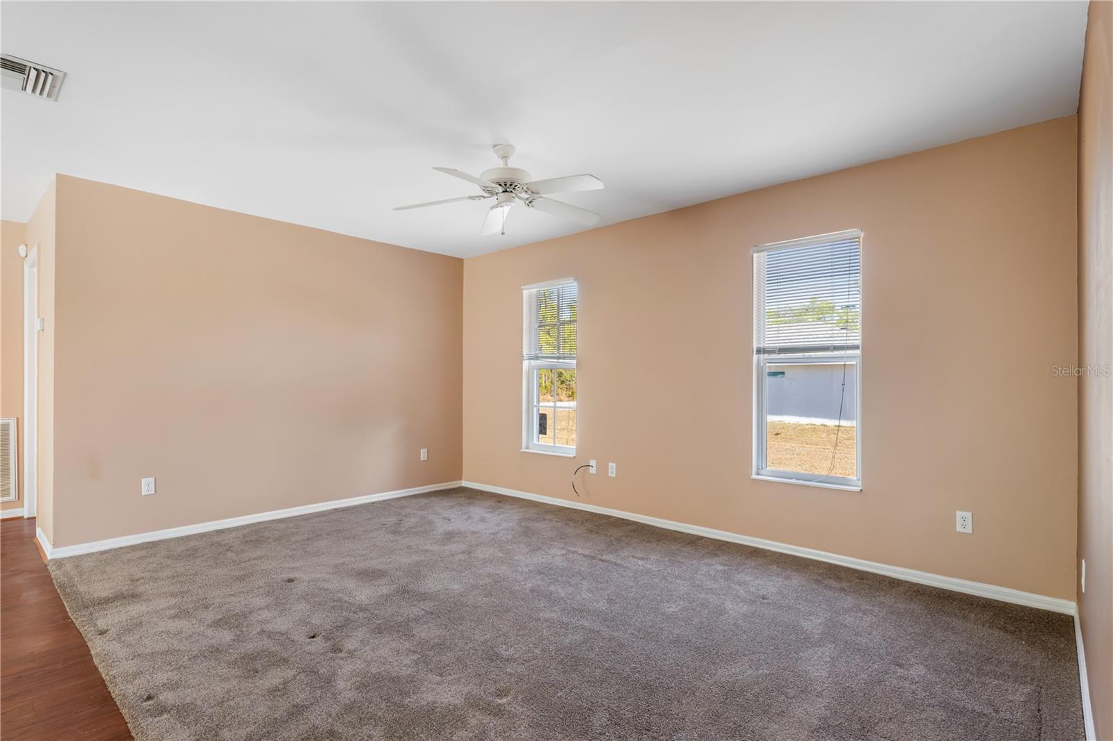 Image 13 of 31 For 23385 Hemenway Avenue