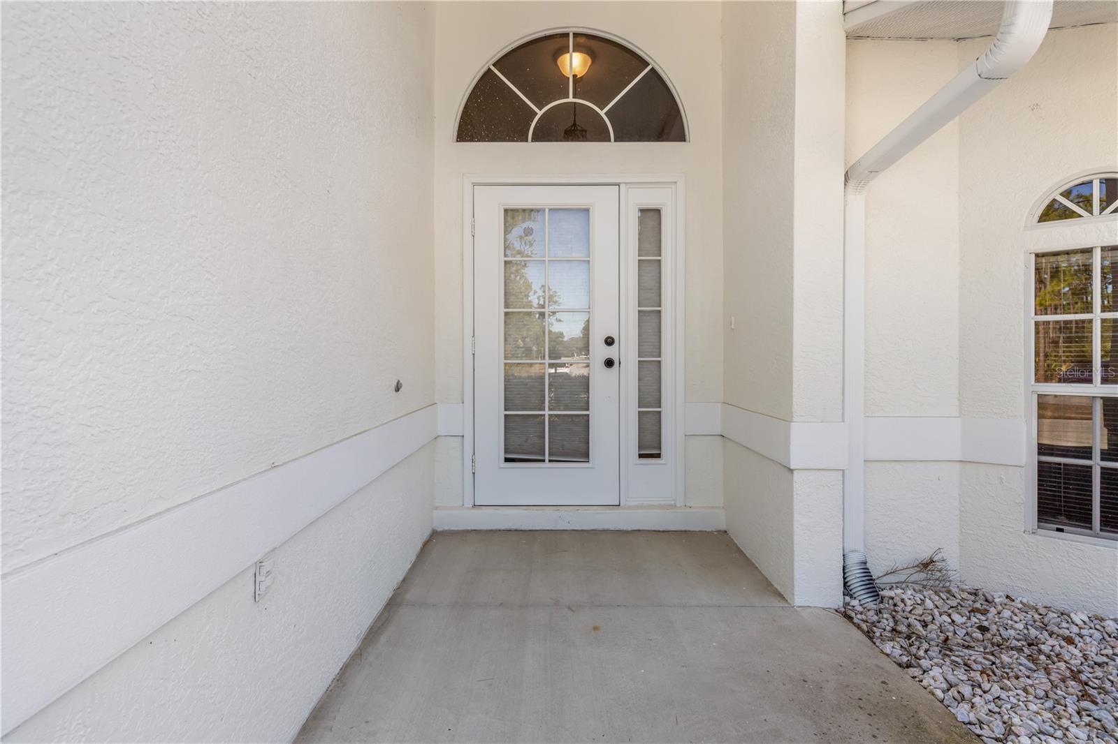 Image 2 of 31 For 23385 Hemenway Avenue