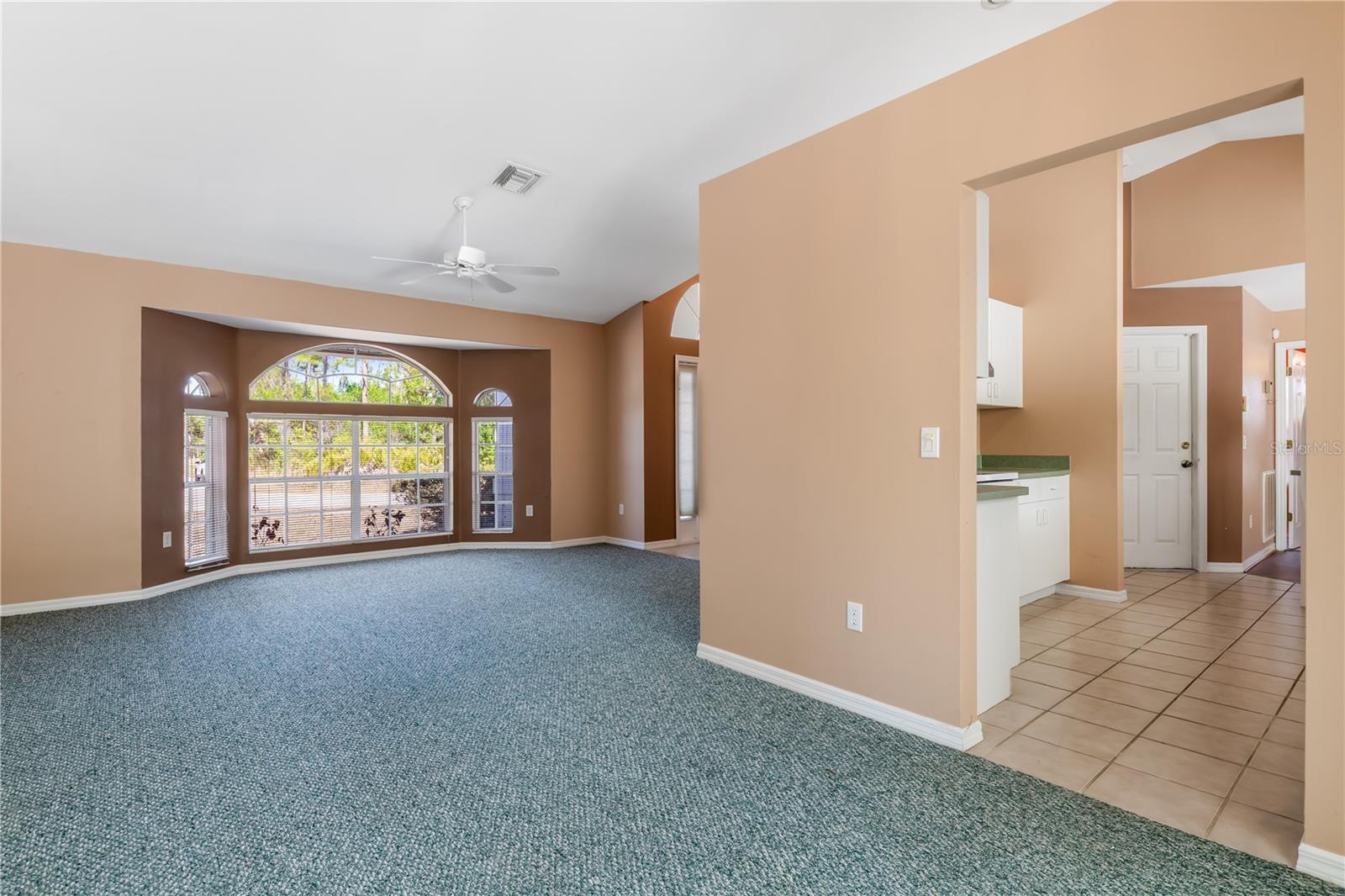 Image 5 of 31 For 23385 Hemenway Avenue