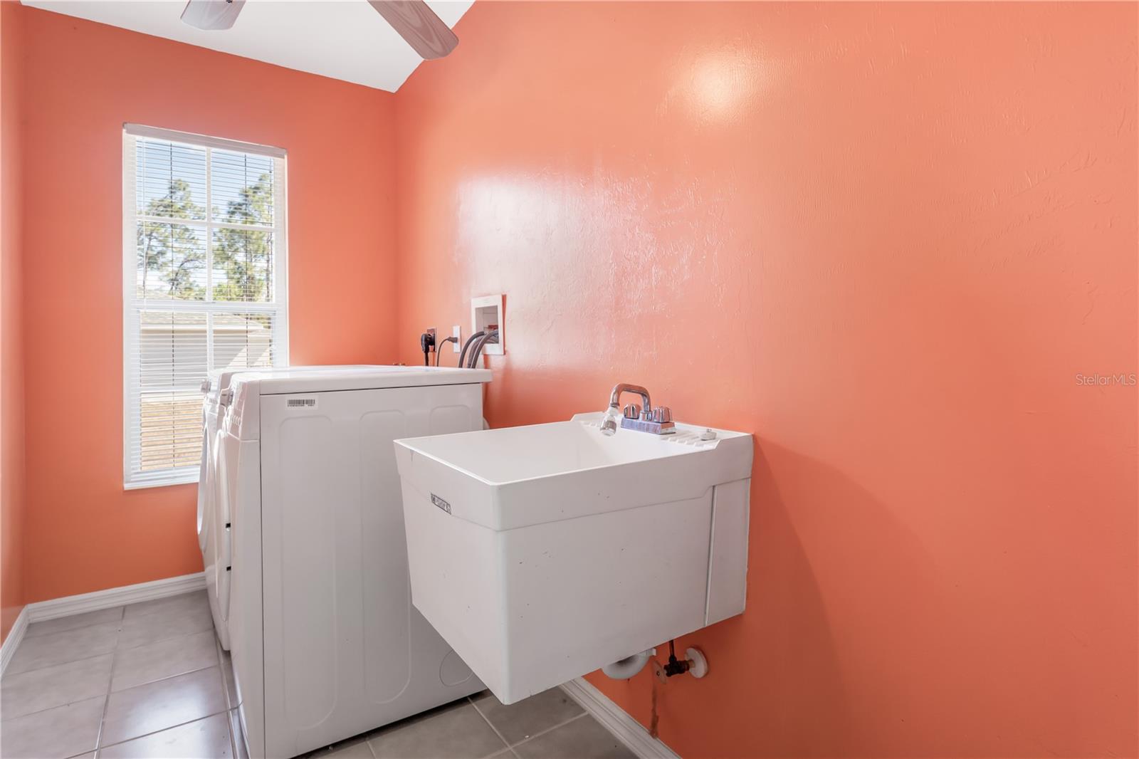 Image 8 of 31 For 23385 Hemenway Avenue