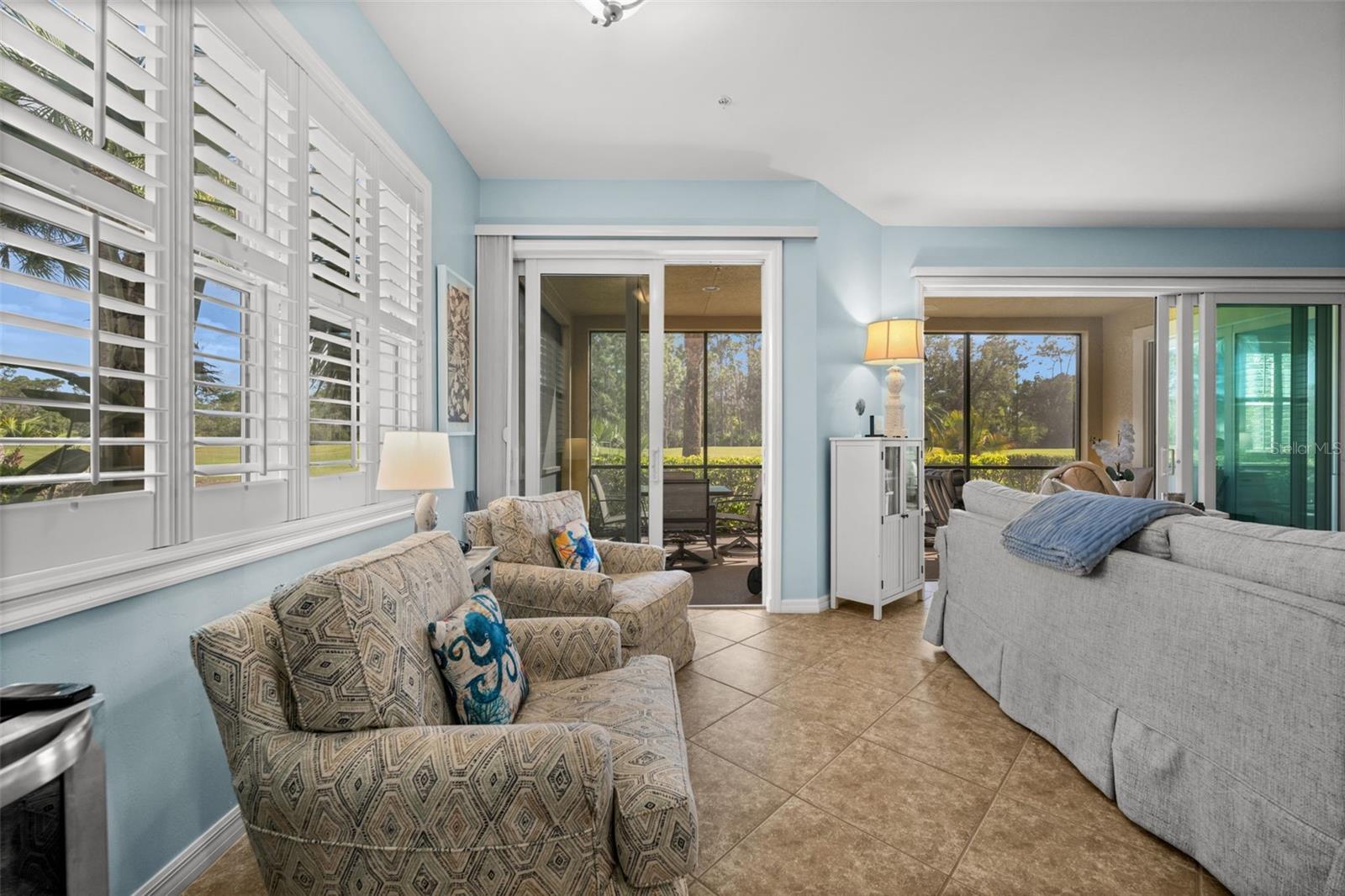 Image 16 of 33 For 10645 Pelican Preserve Boulevard A