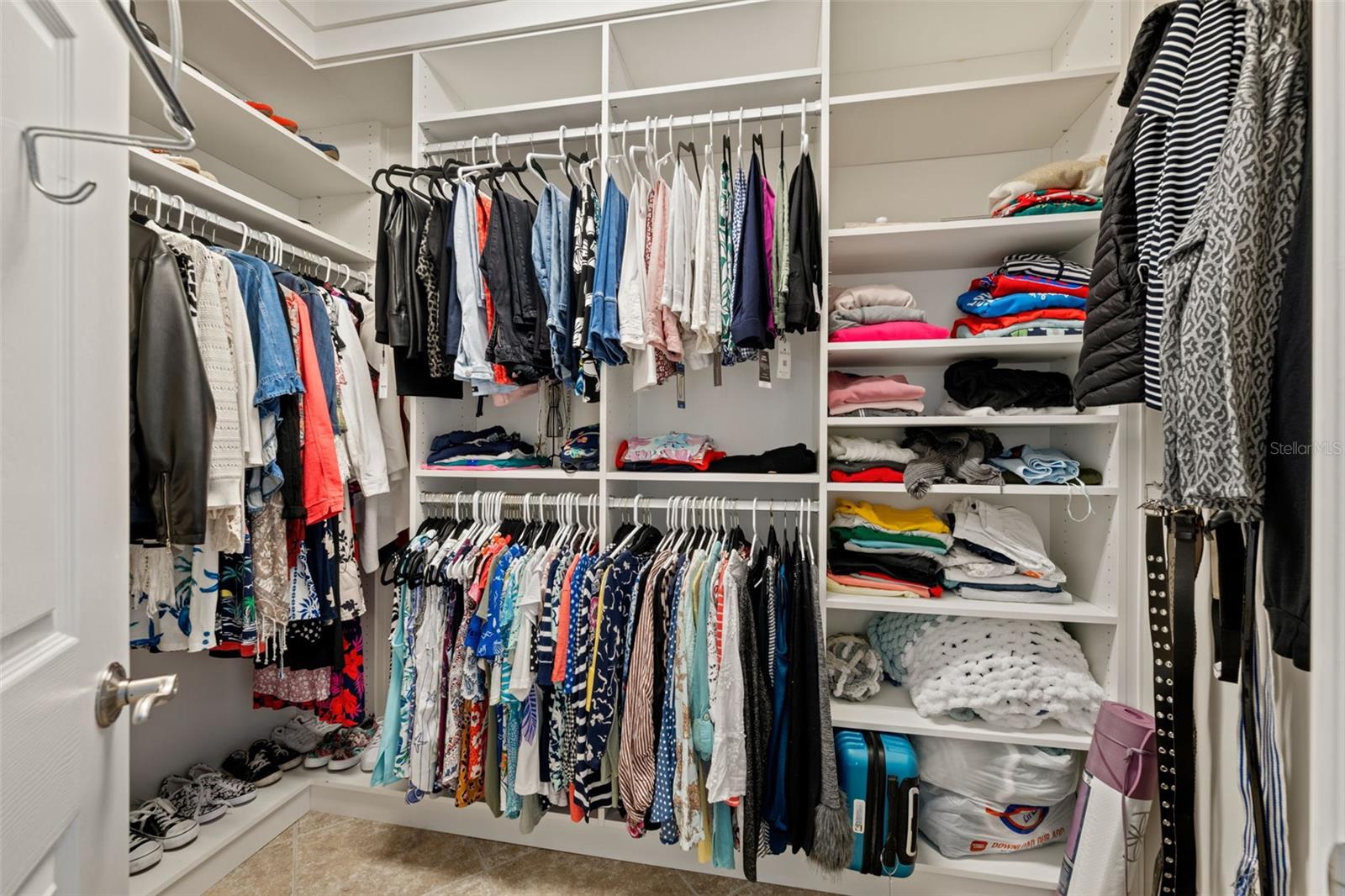 Image 26 of 33 For 10645 Pelican Preserve Boulevard A