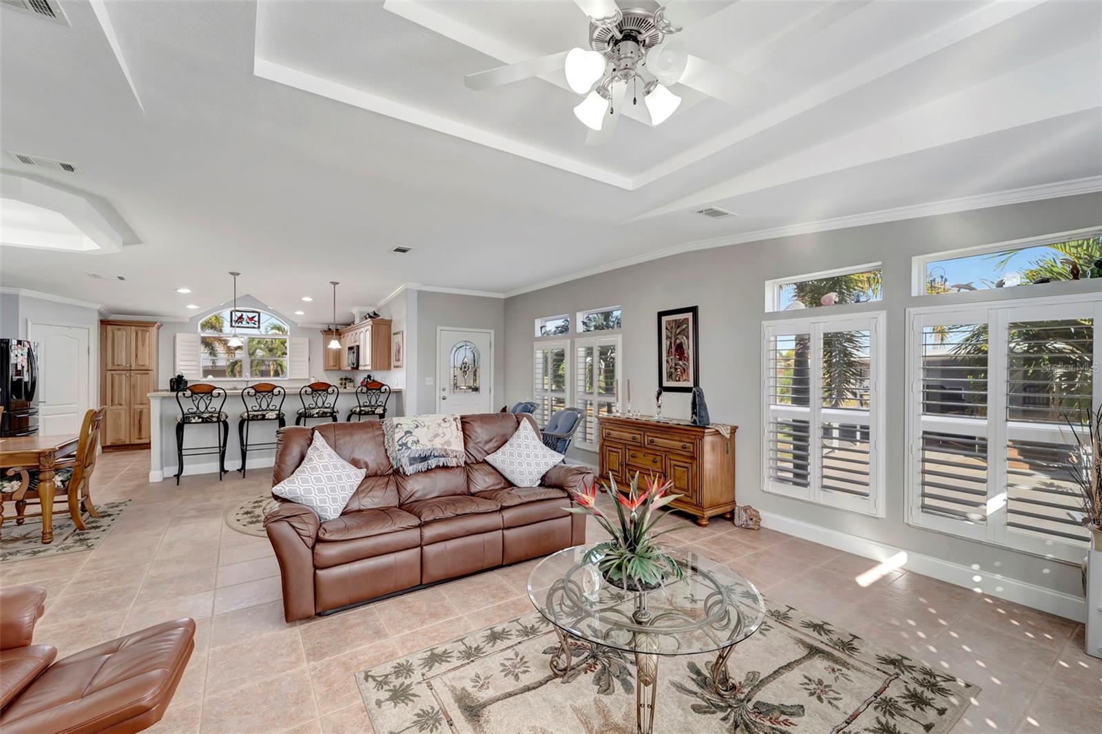 Image 11 of 45 For 16 Copenhagen Avenue