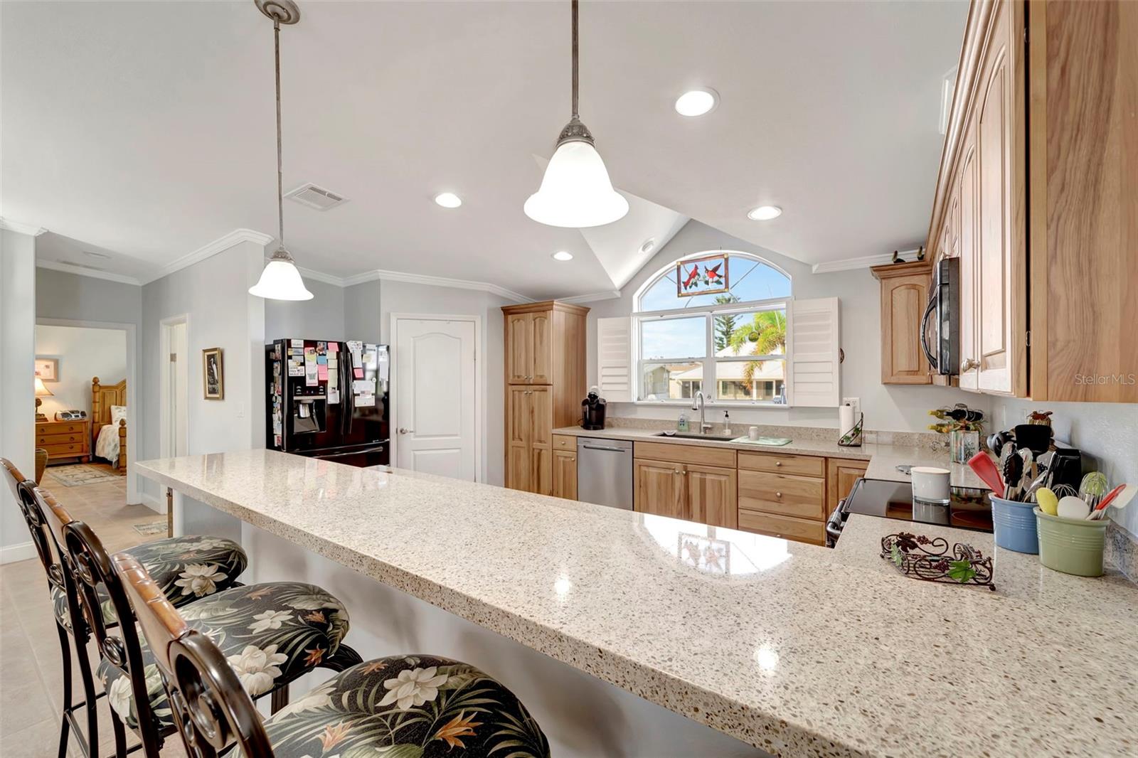 Image 14 of 45 For 16 Copenhagen Avenue