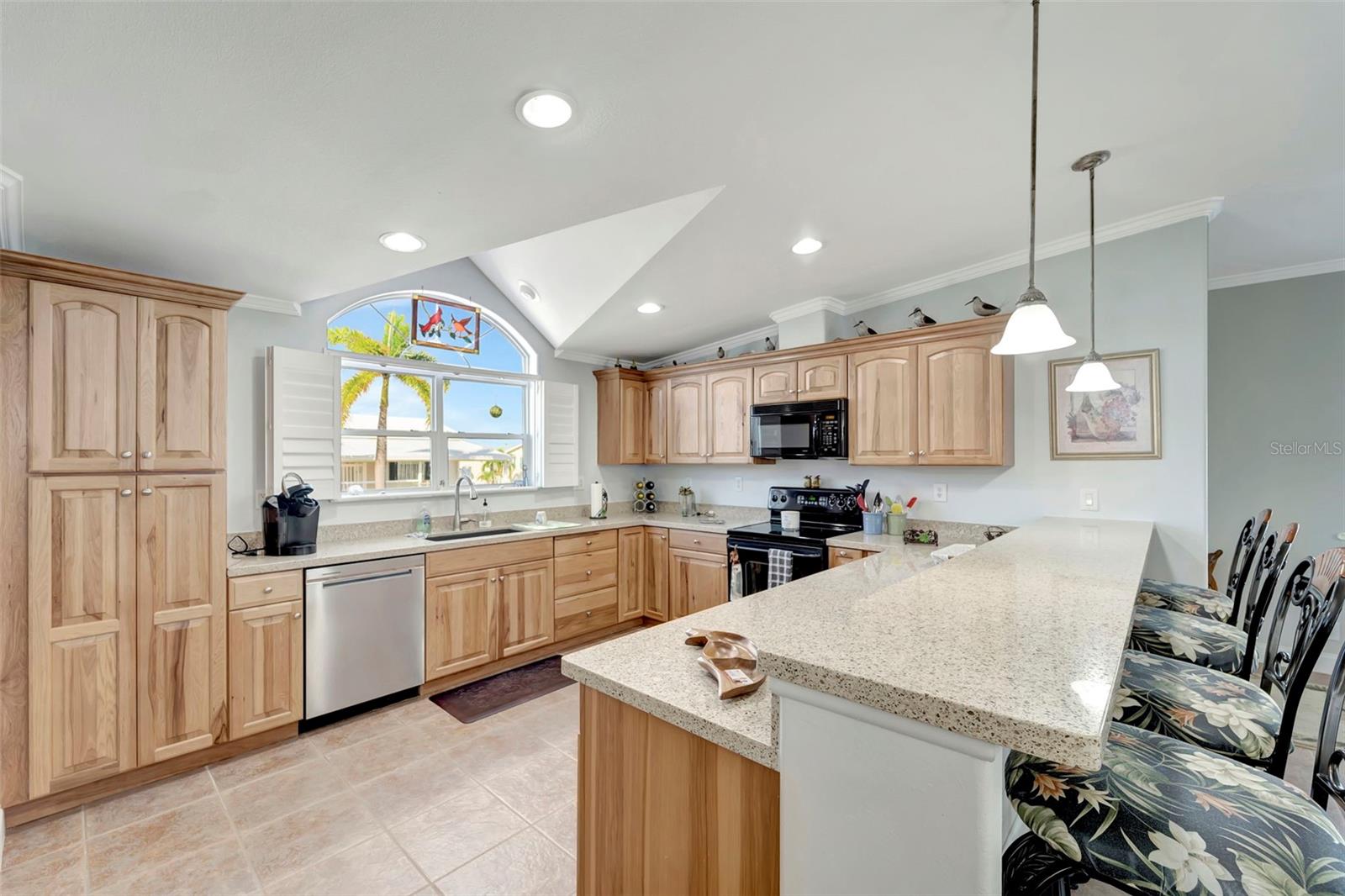 Image 15 of 45 For 16 Copenhagen Avenue