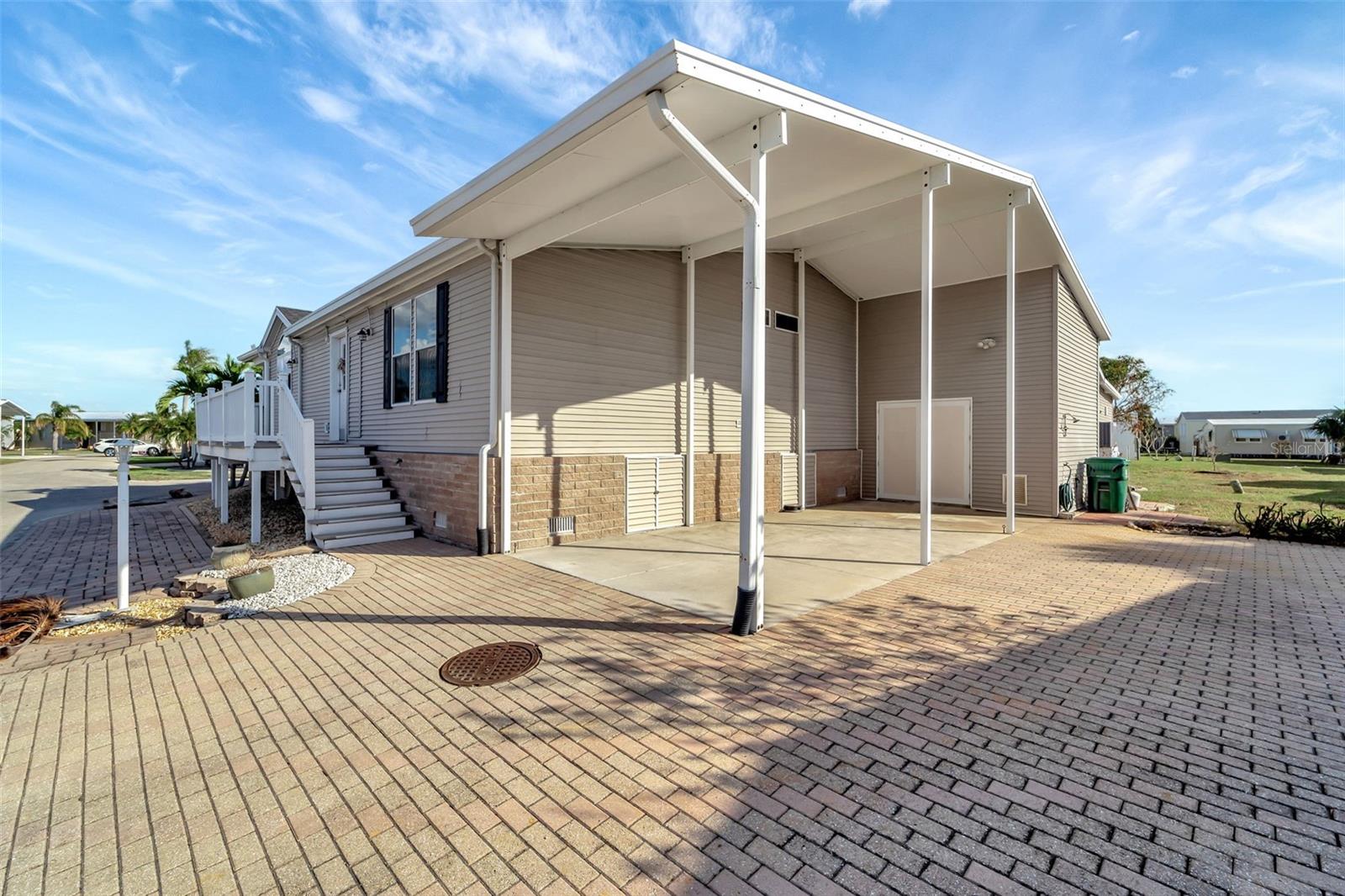 Image 2 of 45 For 16 Copenhagen Avenue