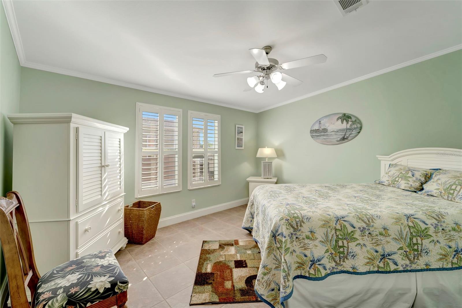 Image 27 of 45 For 16 Copenhagen Avenue