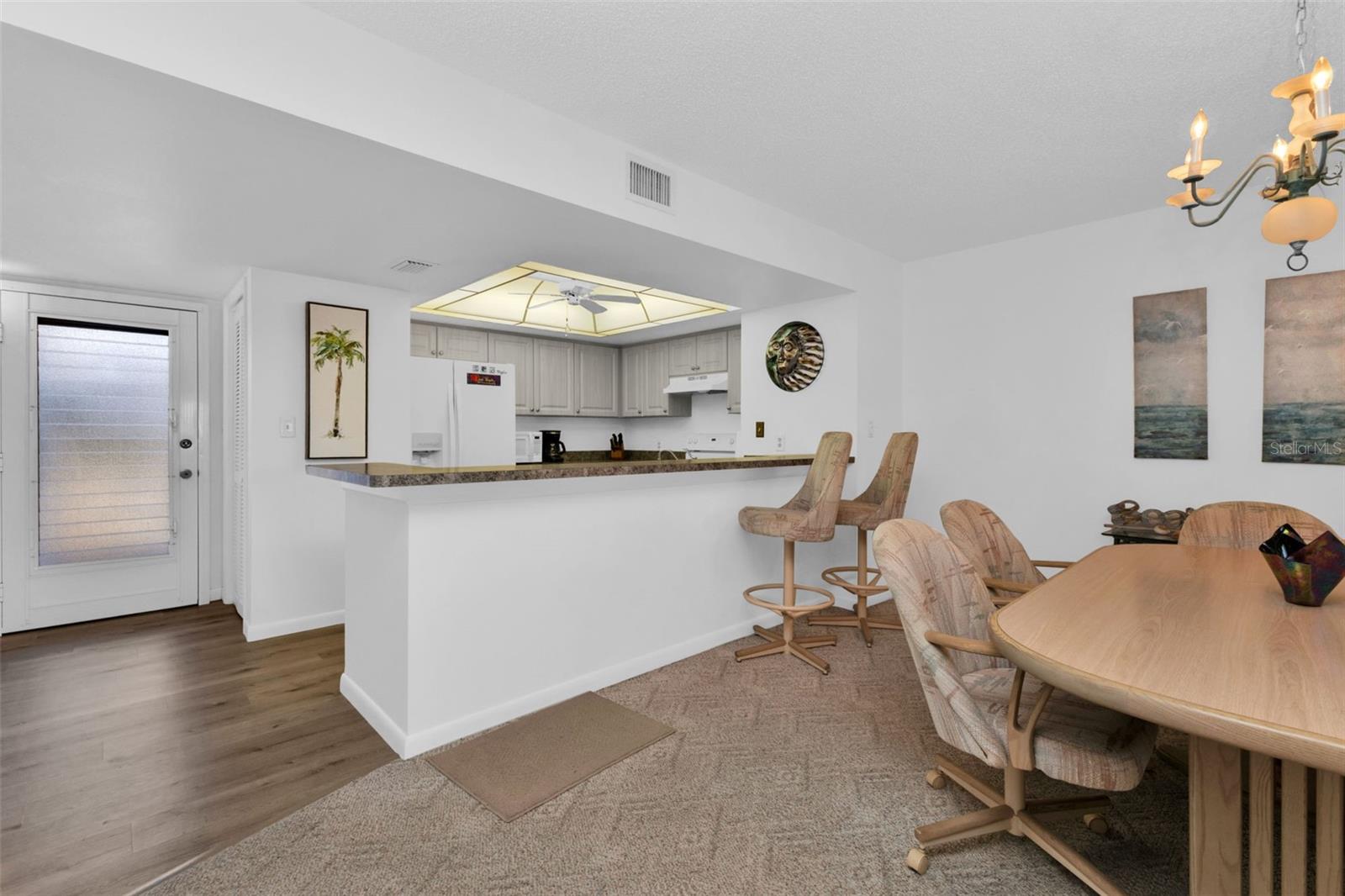 Image 10 of 33 For 601 Shreve Street 66a