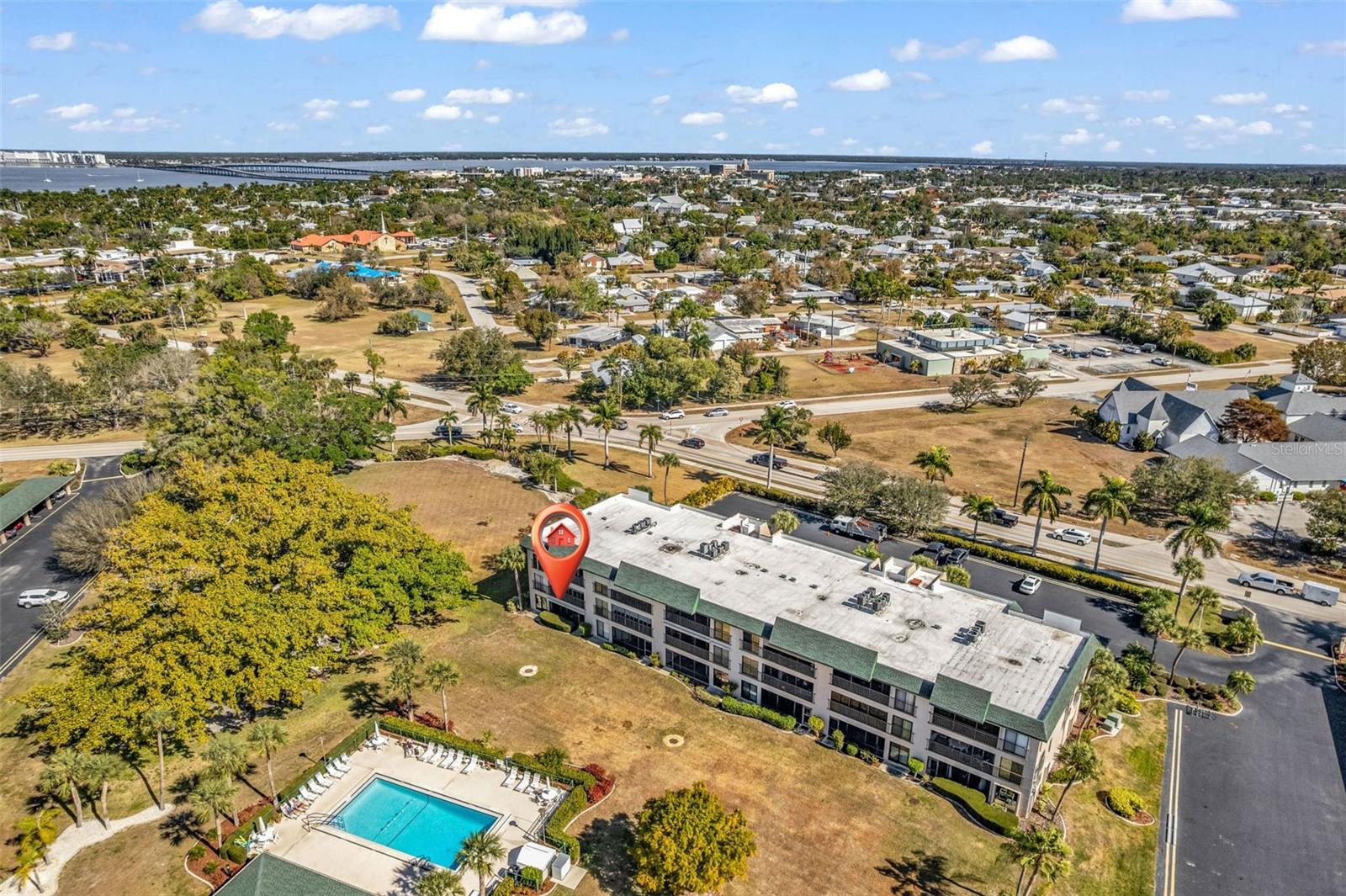 Image 5 of 33 For 601 Shreve Street 66a