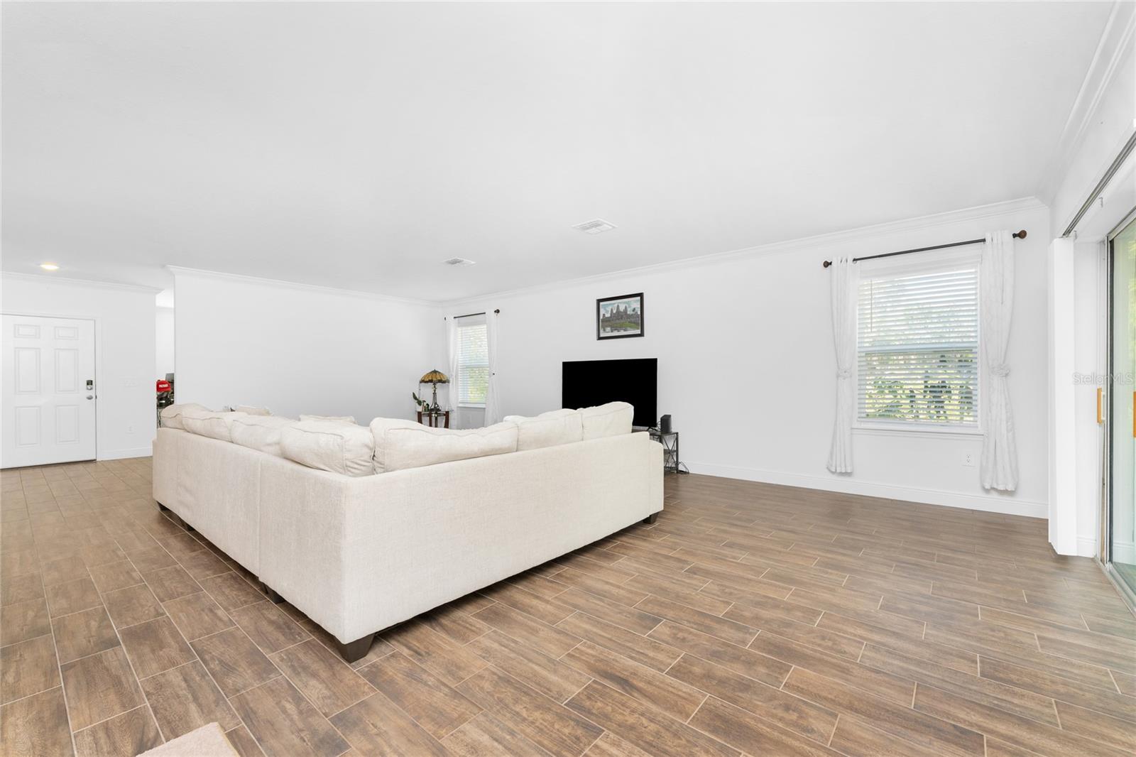Image 11 of 59 For 4080 Collingswood Boulevard