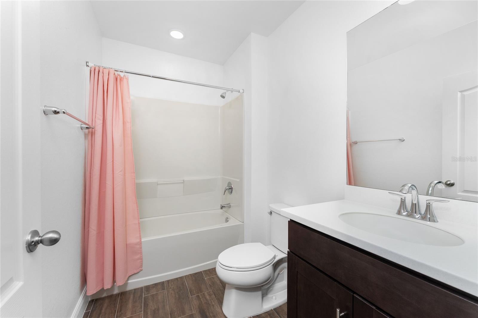 Image 35 of 59 For 4080 Collingswood Boulevard