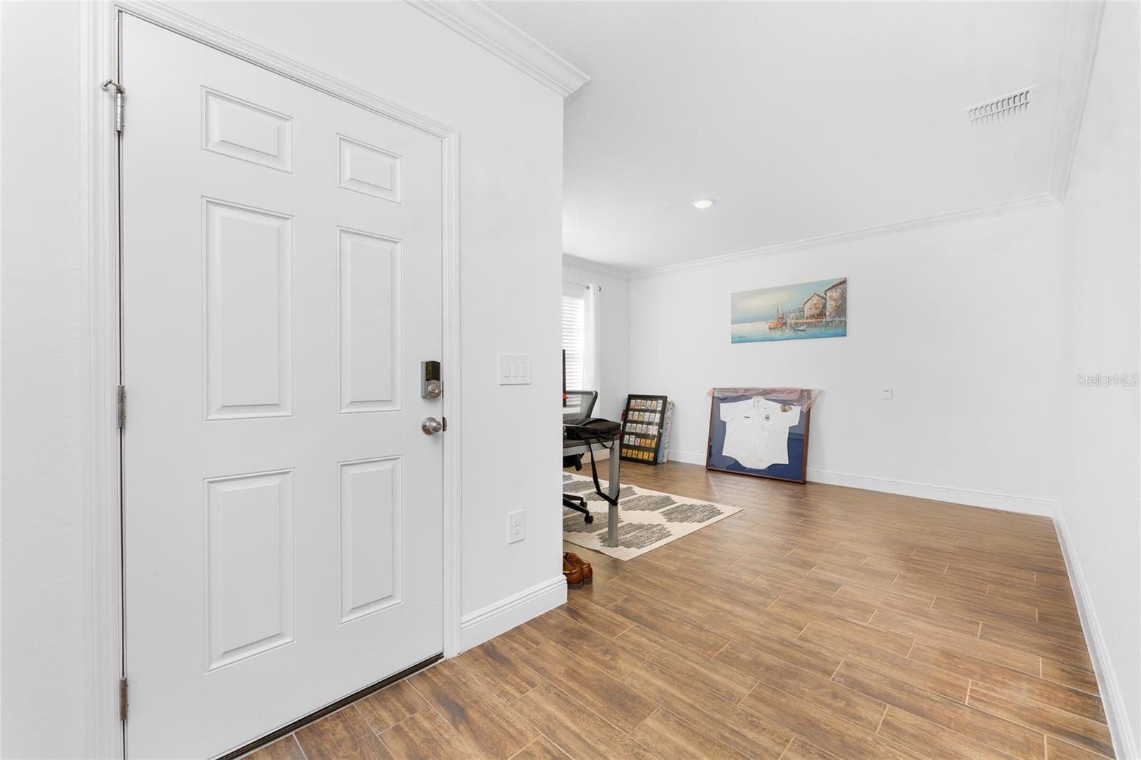 Image 4 of 59 For 4080 Collingswood Boulevard