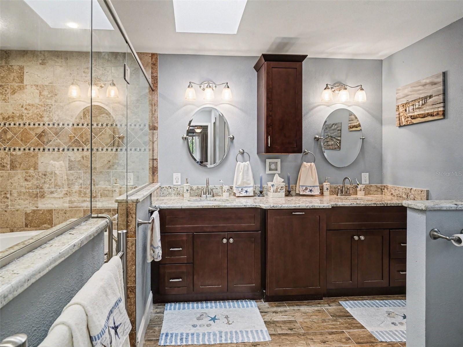 Image 14 of 31 For 507 Ramblewood Street