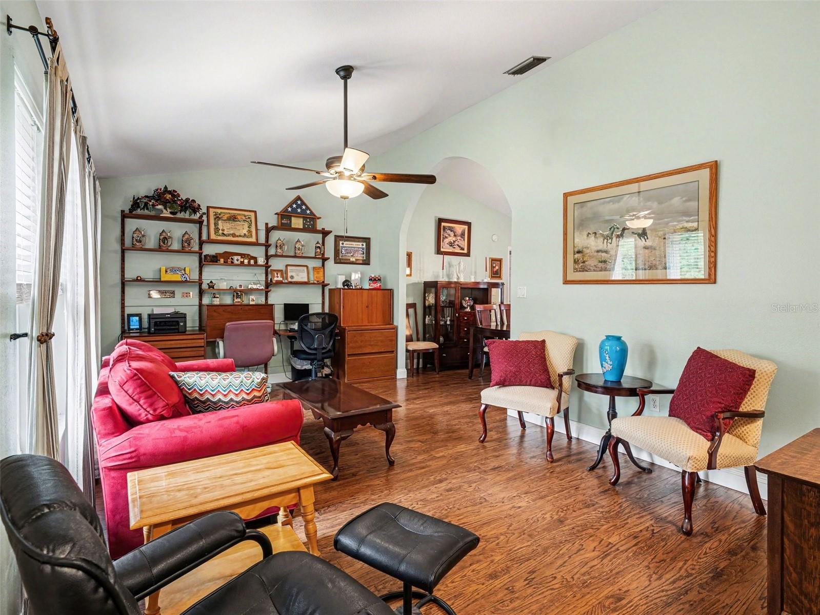 Image 2 of 31 For 507 Ramblewood Street