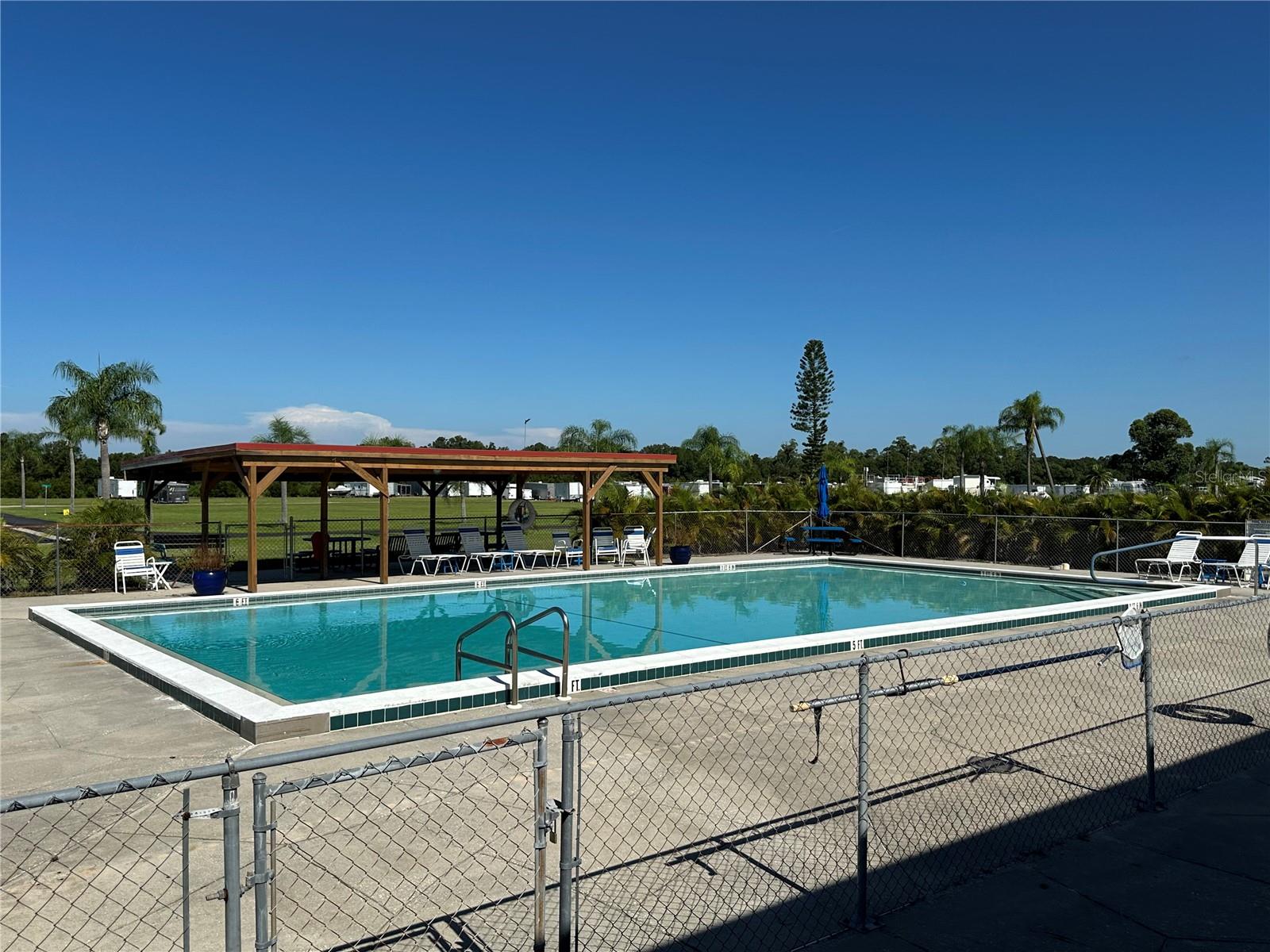 Image 11 of 17 For 46900 Bermont Road 310