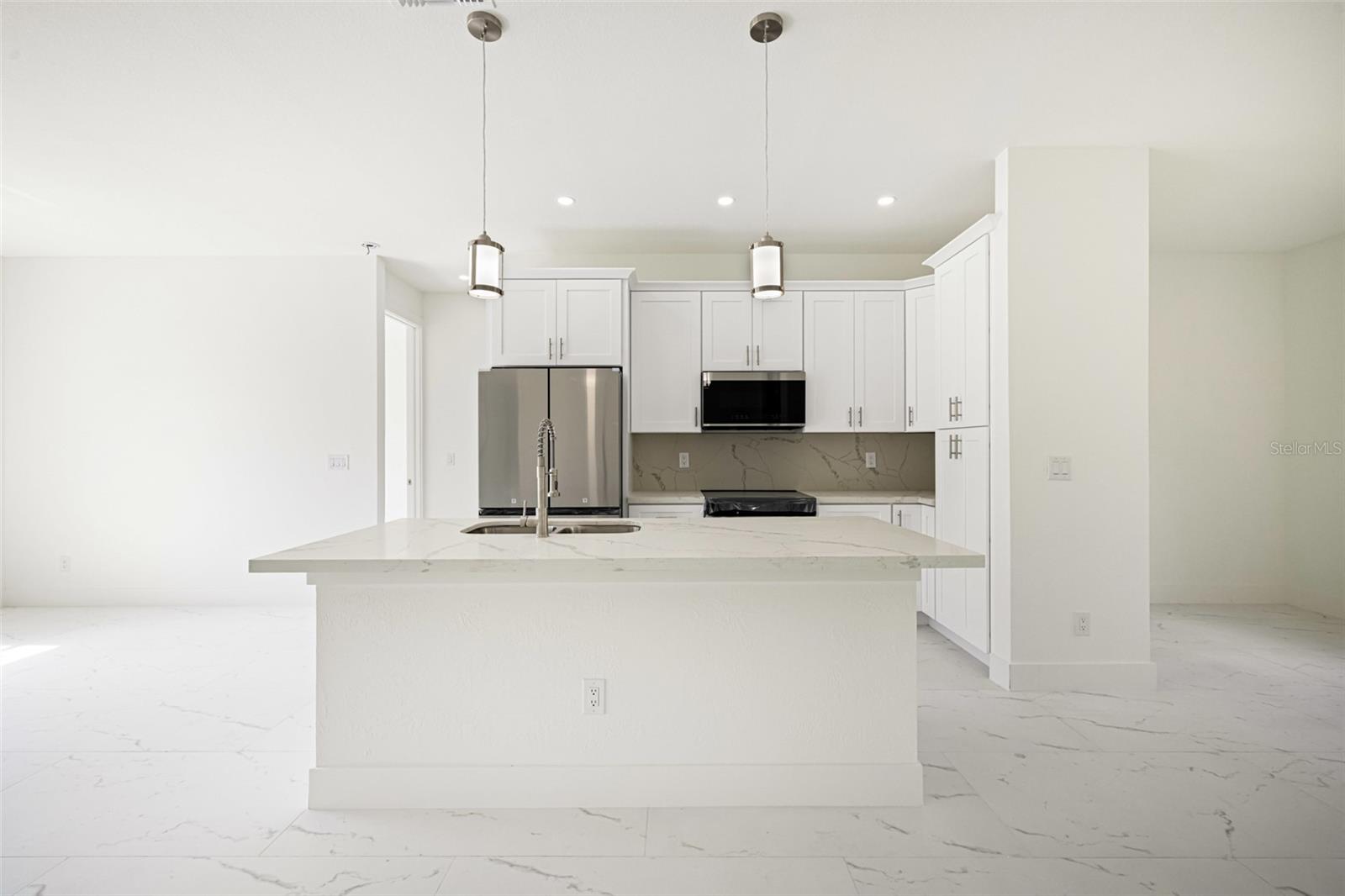 Image 14 of 35 For 355 Milton Street